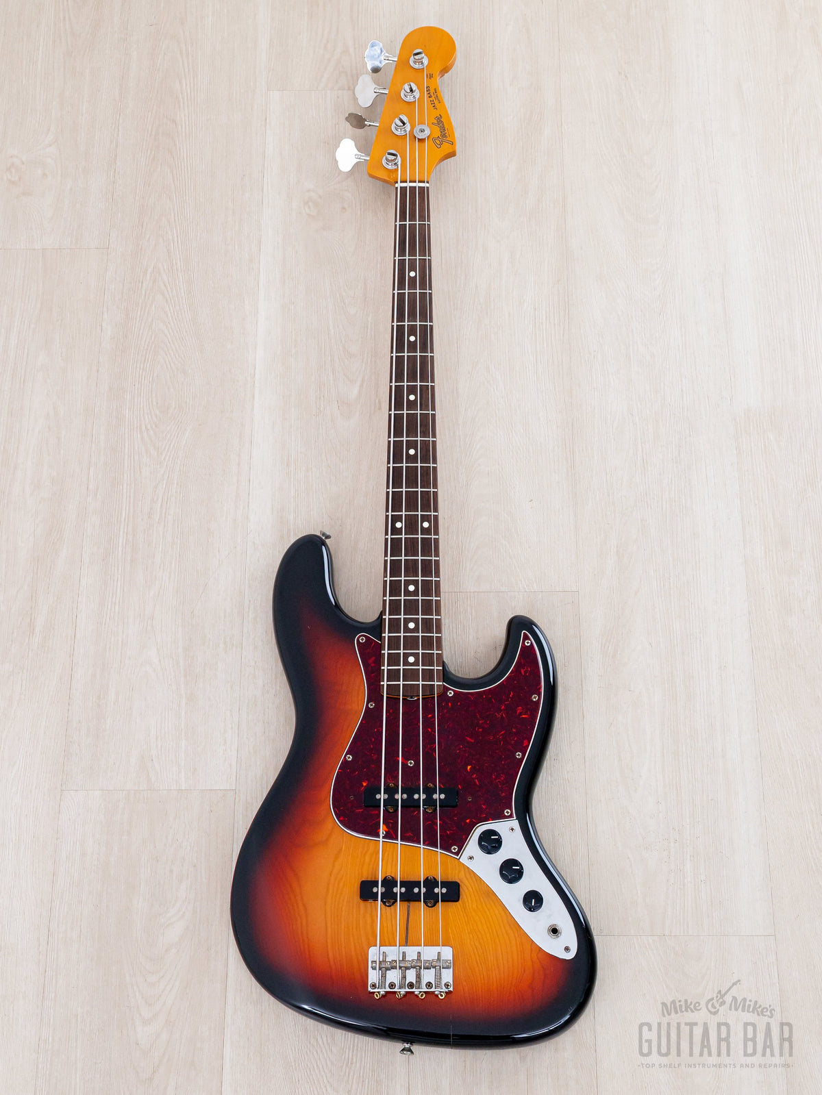 Fender JV Jazz Bass full front
