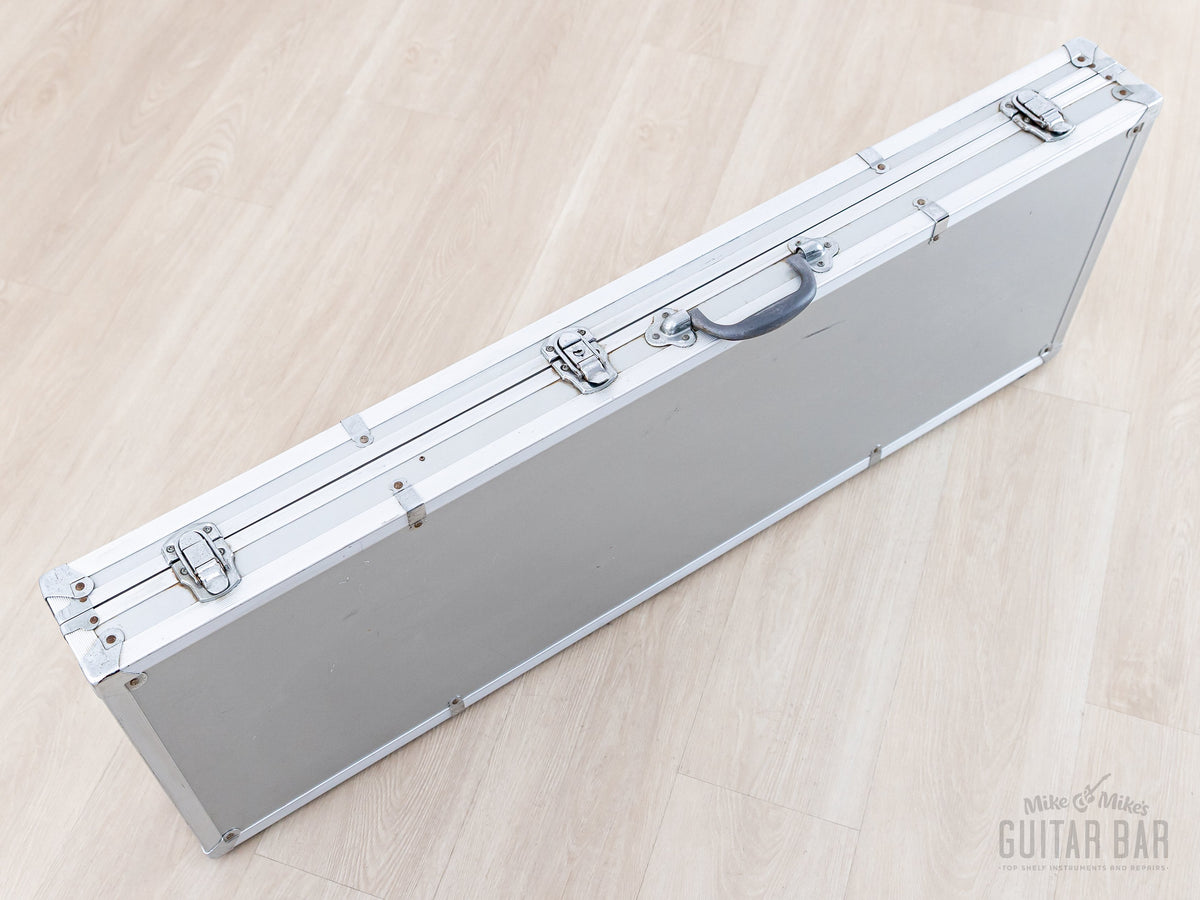 BC Rich aluminum flight case, closed