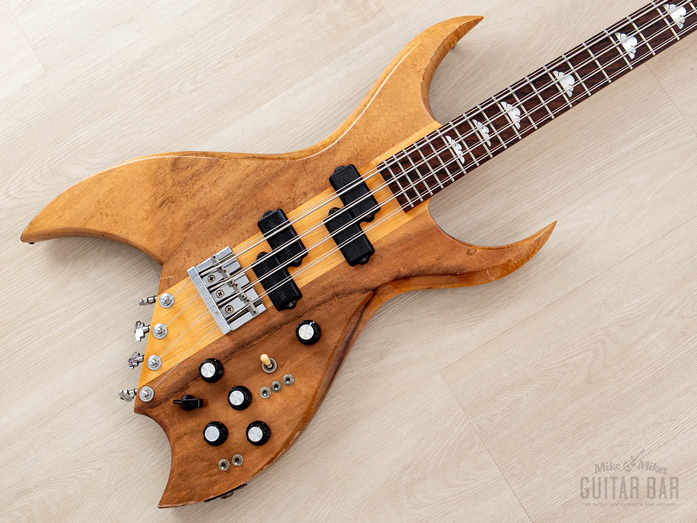 ギター BC RICH 1978 BC Rich Bich 8-String Vintage Neck Through Bass Natural