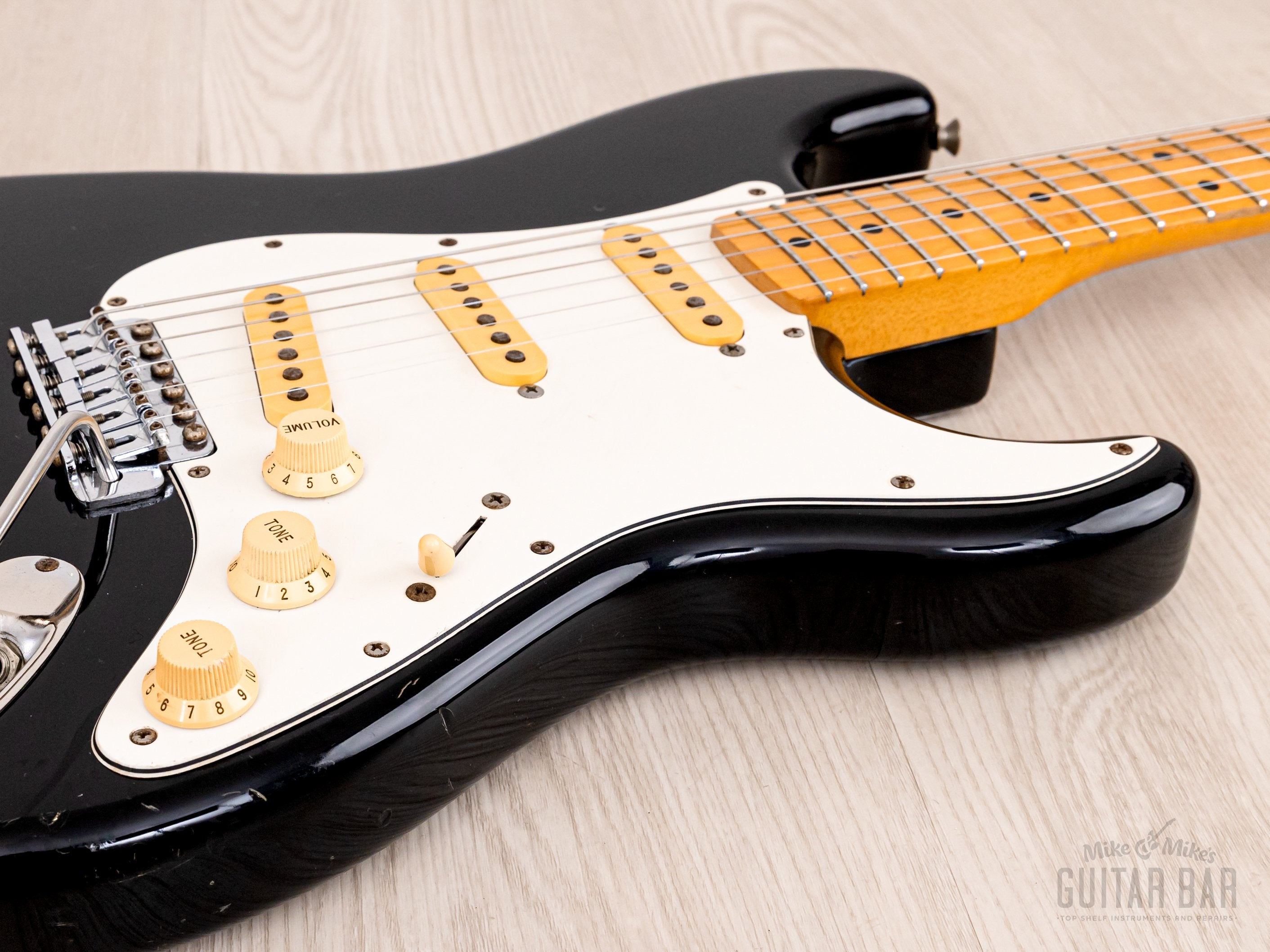 1990 Fender Stratocaster ‘72 Vintage Reissue ST72-500 Black, Japan MIJ Fujigen