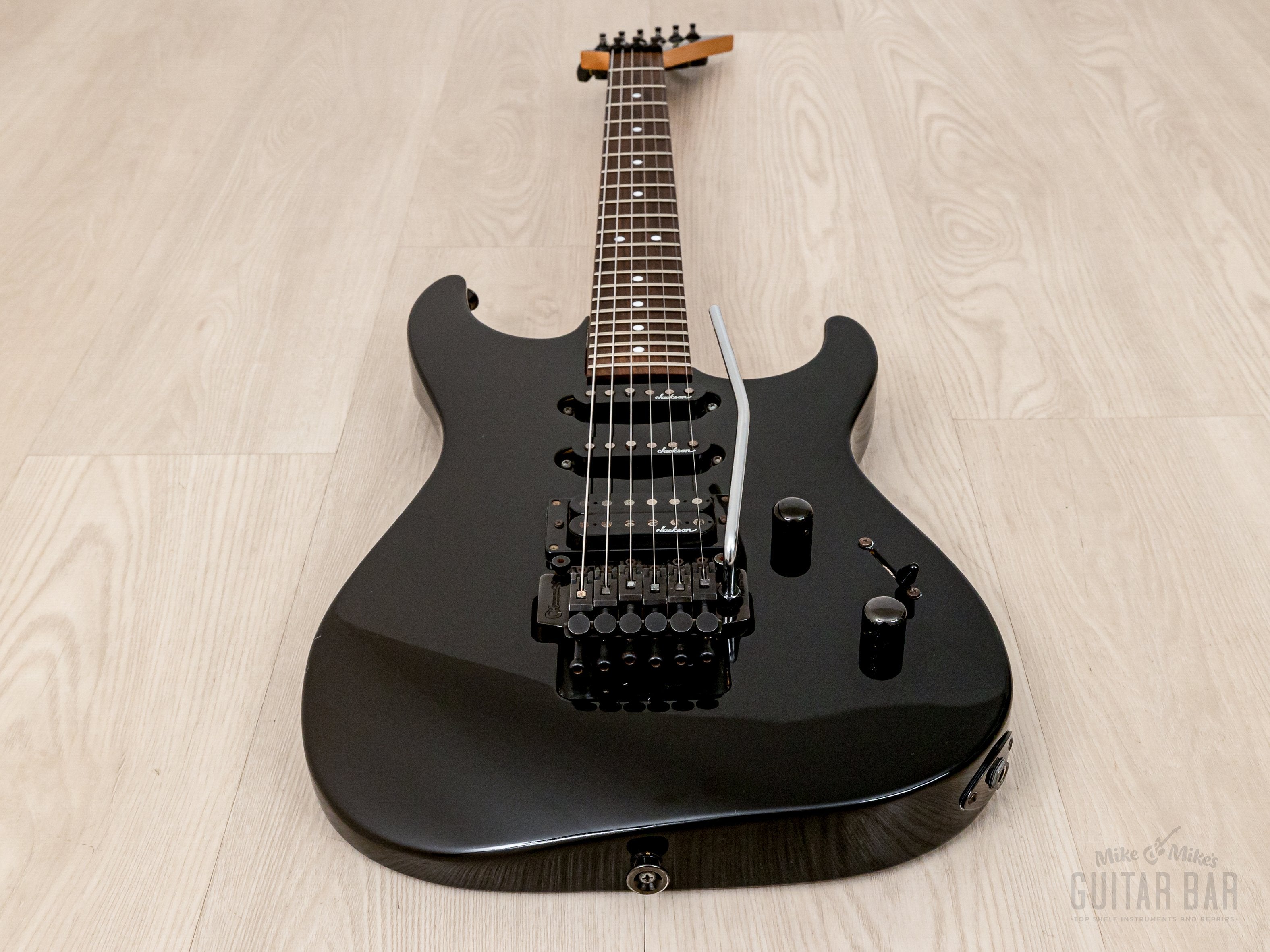 1990 Charvel Jackson DK-065-SSH Vintage Superstrat Black, Japan Model