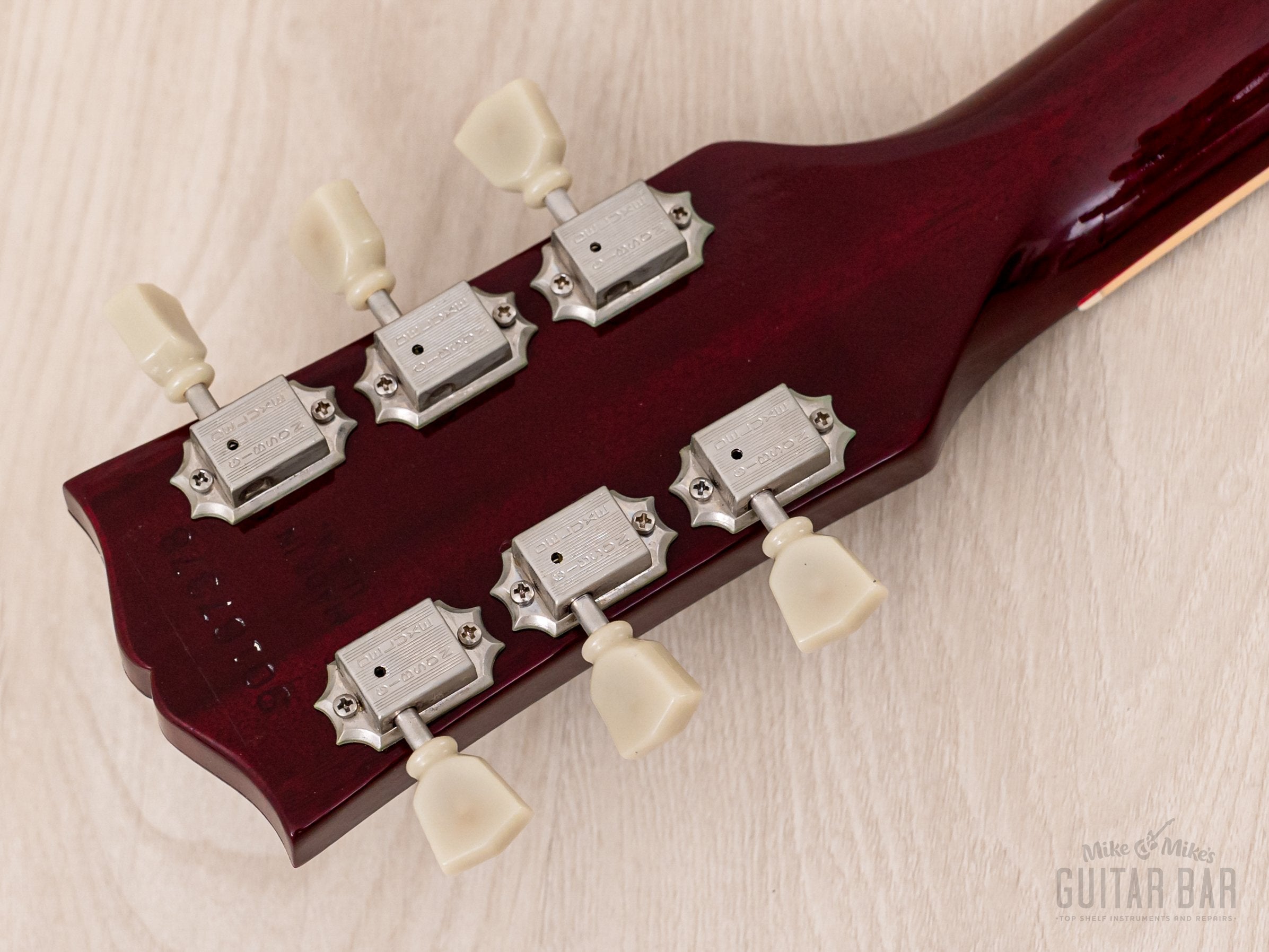 1997 Gibson Les Paul Standard Left-Handed Wine Red, Near-Mint w/ Case