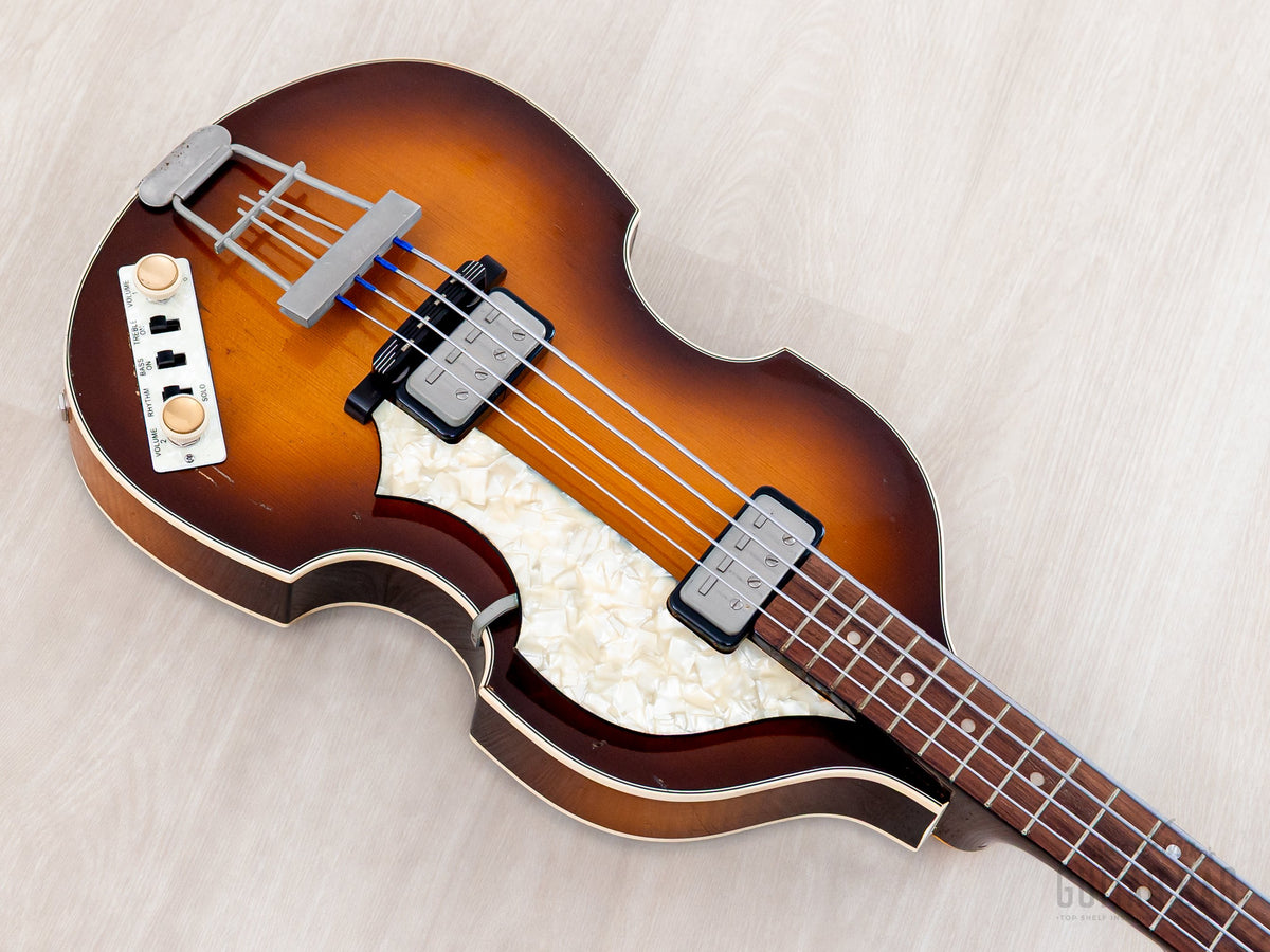 1960s Hofner 500/1 bass reverse angle
