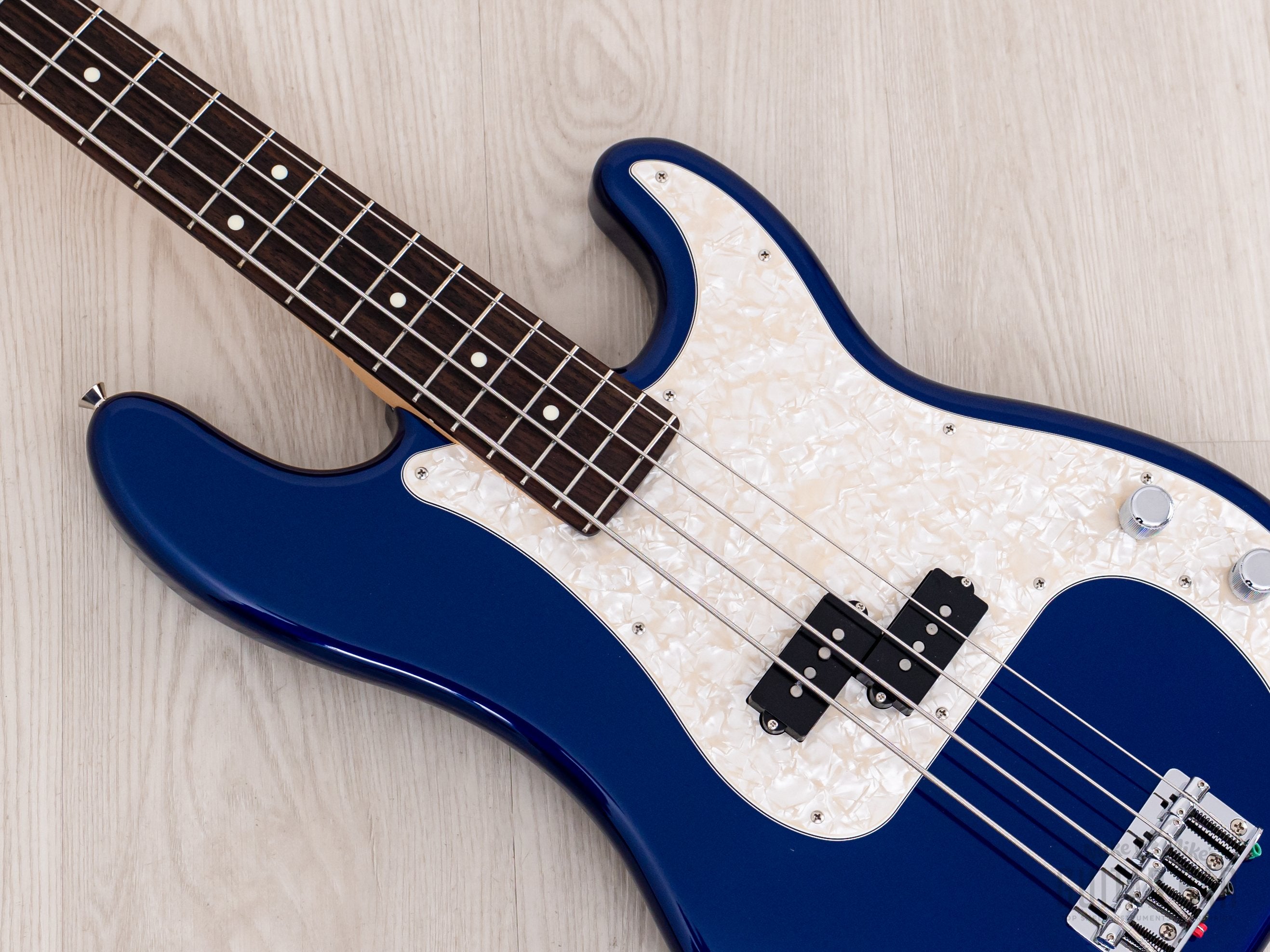 2023 Fender Hybrid II Precision Bass FSR Deep Ocean Metallic, Mint w/