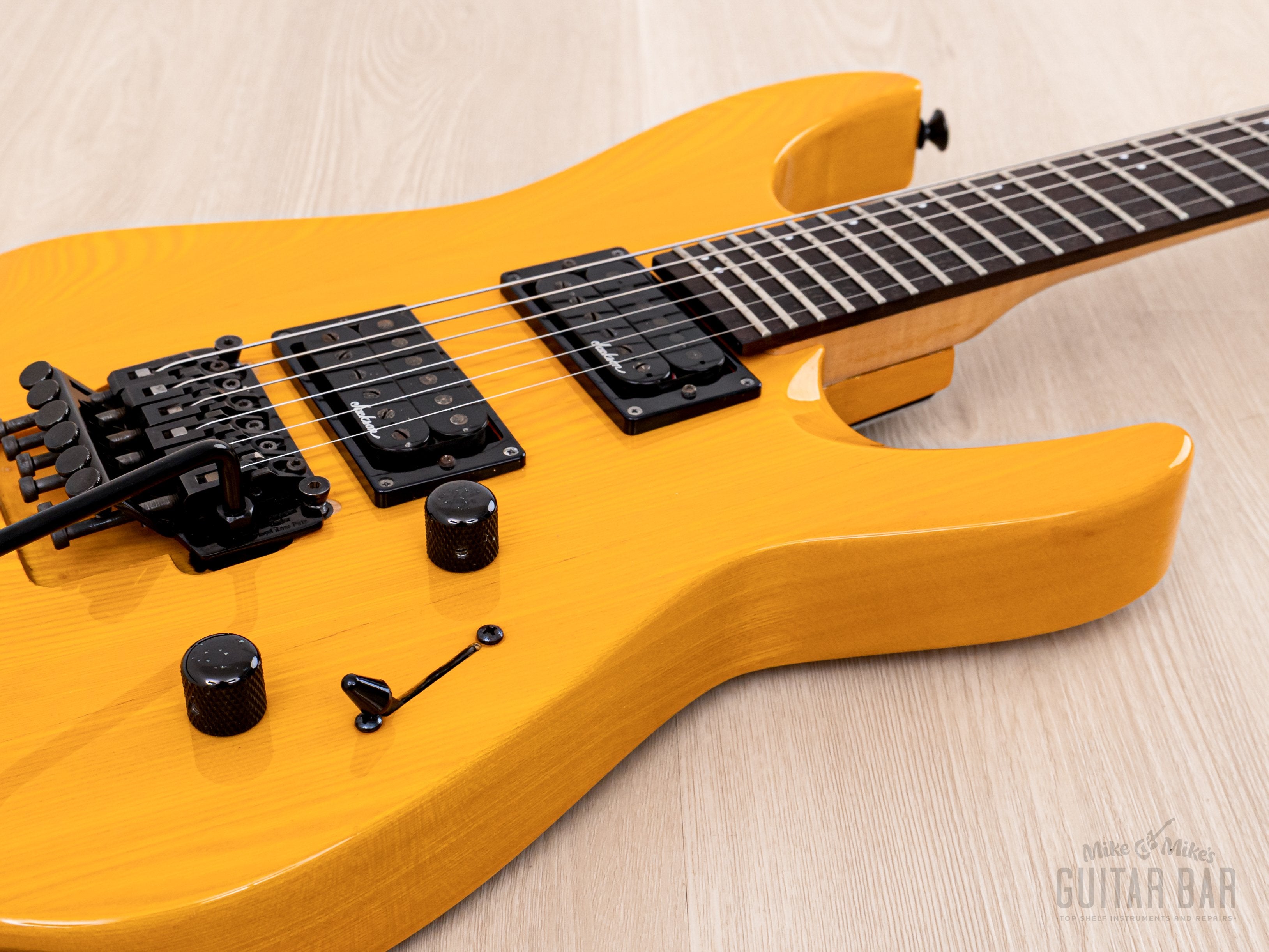 1991 Charvel Jackson Super Dinky SDK-085-HH See-Through Amber, Japan