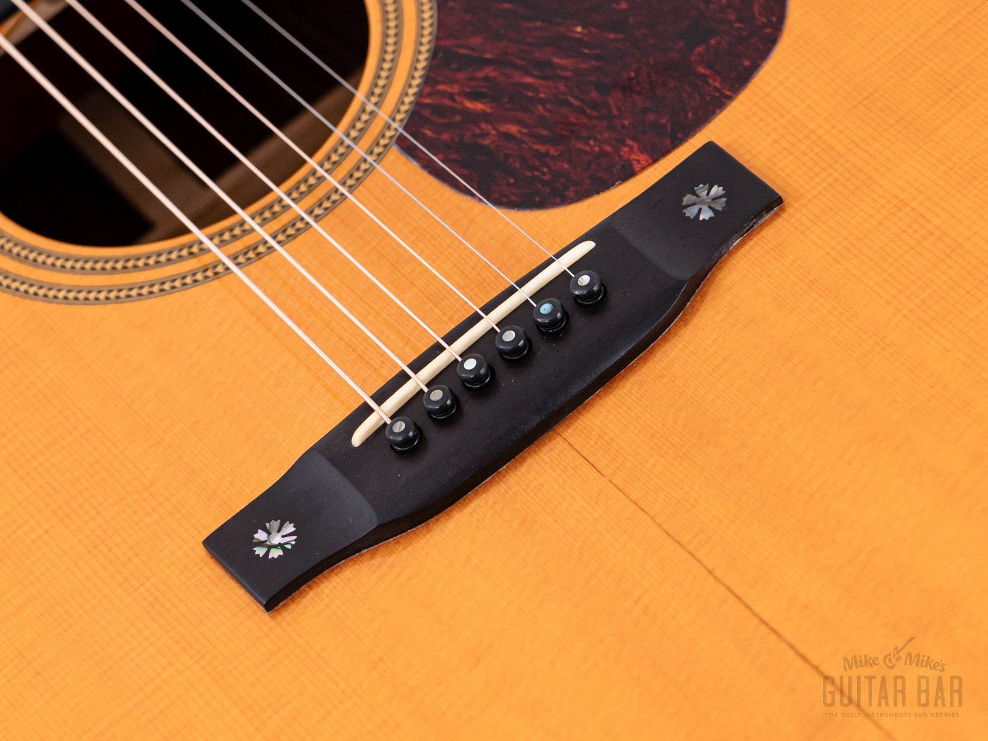 1994 Martin Limited Edition HD-28 GM LSH Grand Marquis Large Soundhole Herringbone Dreadnought w/ Case