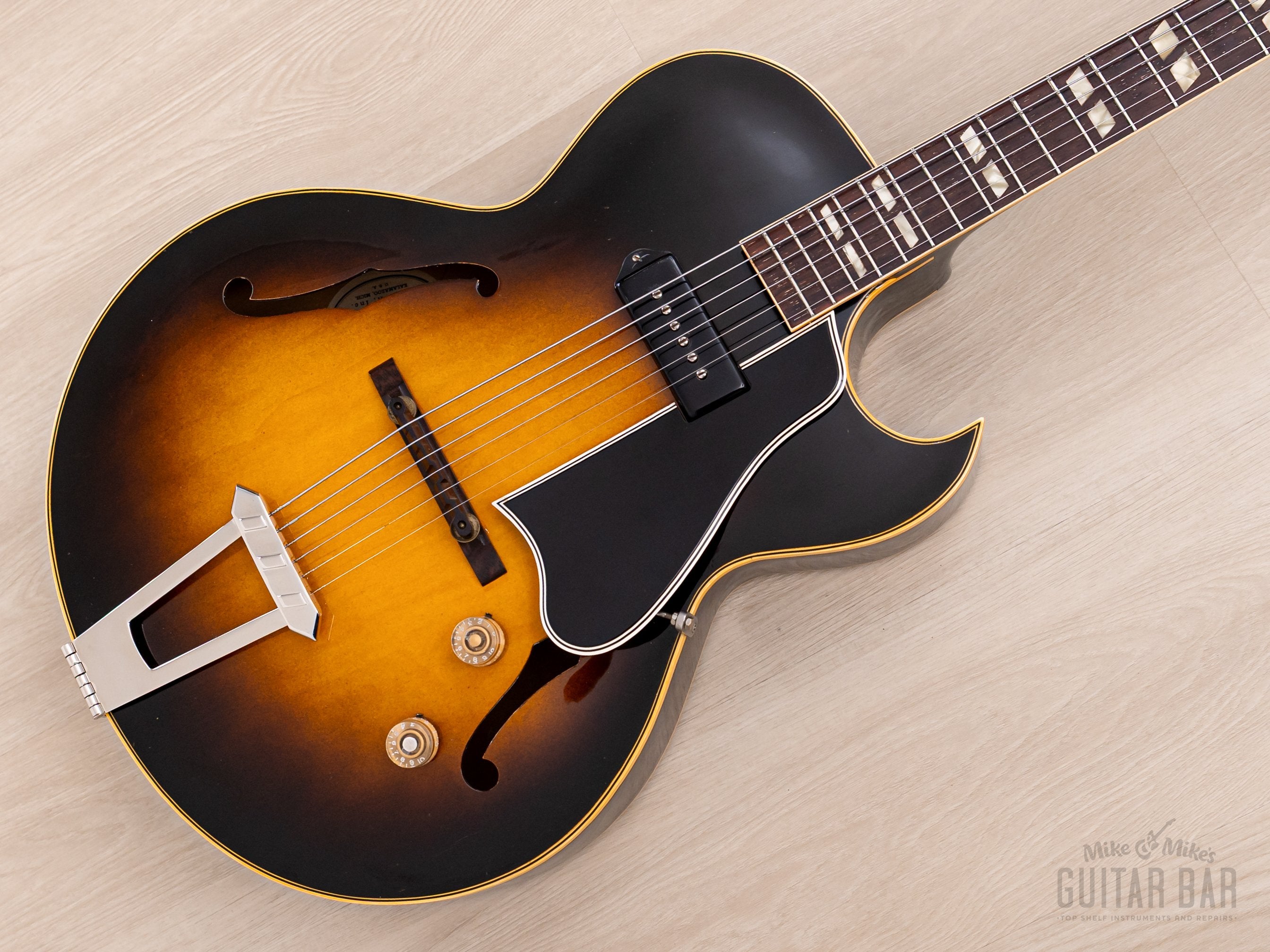 1951 Gibson ES-175 Vintage Archtop Electric Guitar, Collector-Grade w/ P-90, Case