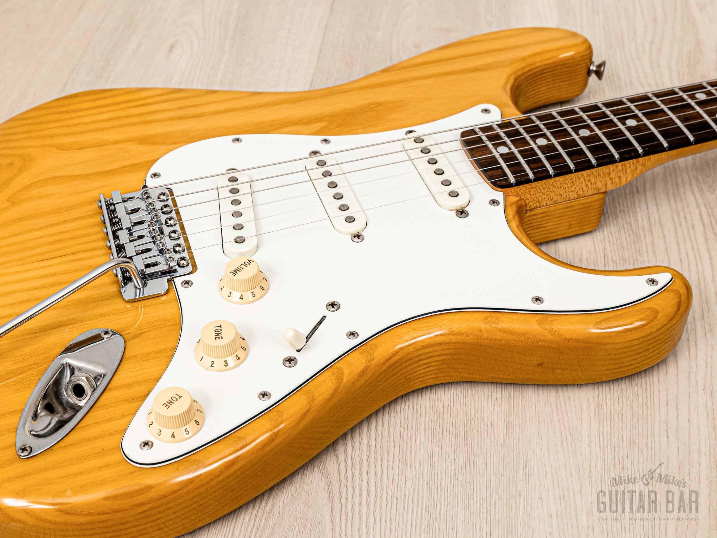 1986 Fender '72 Stratocaster ST72-115 Natural Ash, Near-Mint w/ USA Pickups & Case, Japan MIJ Fujigen