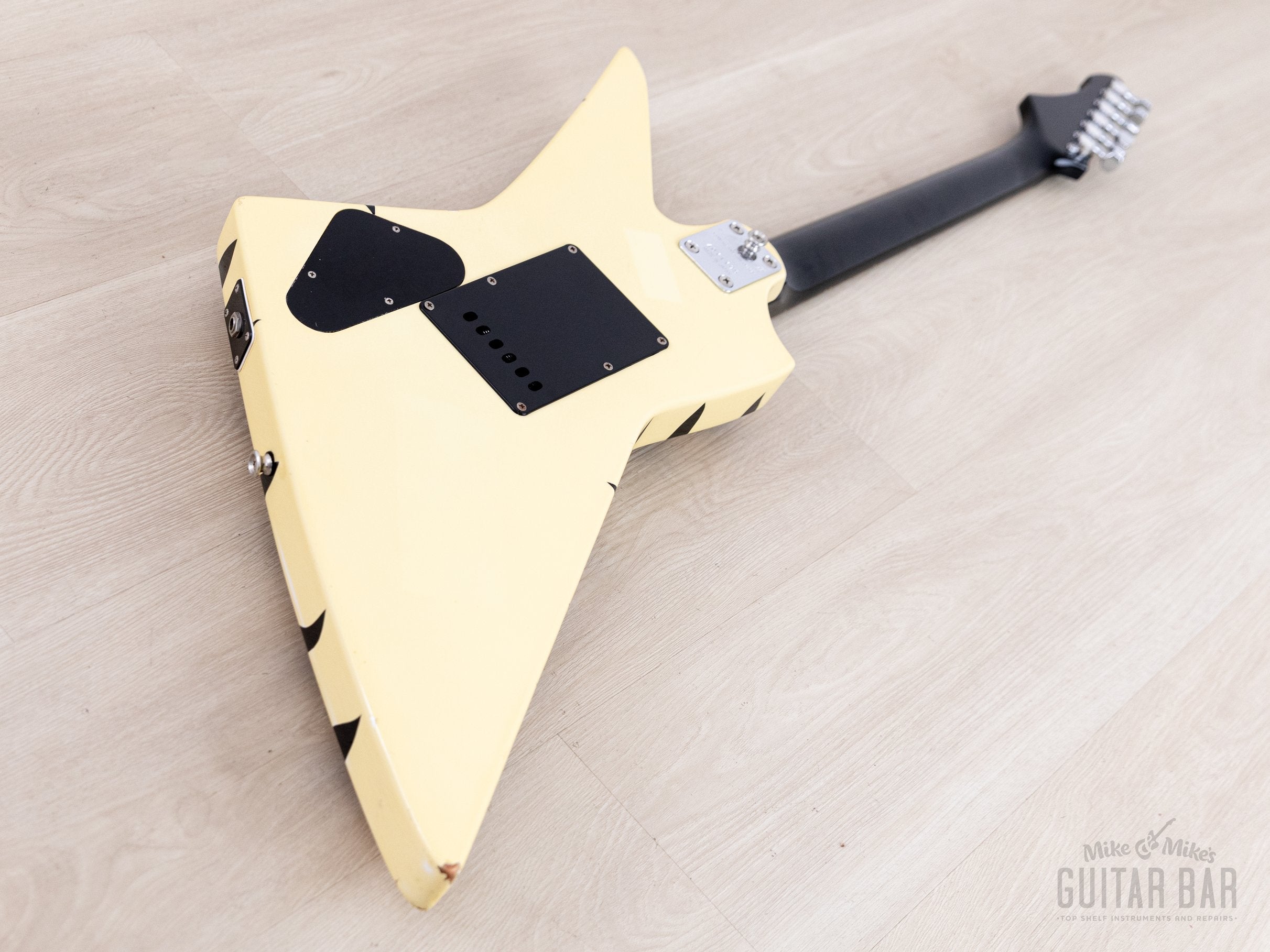 1984 Aria Pro II ZZ Deluxe Explorer White With Black Zebra, Japan Mats