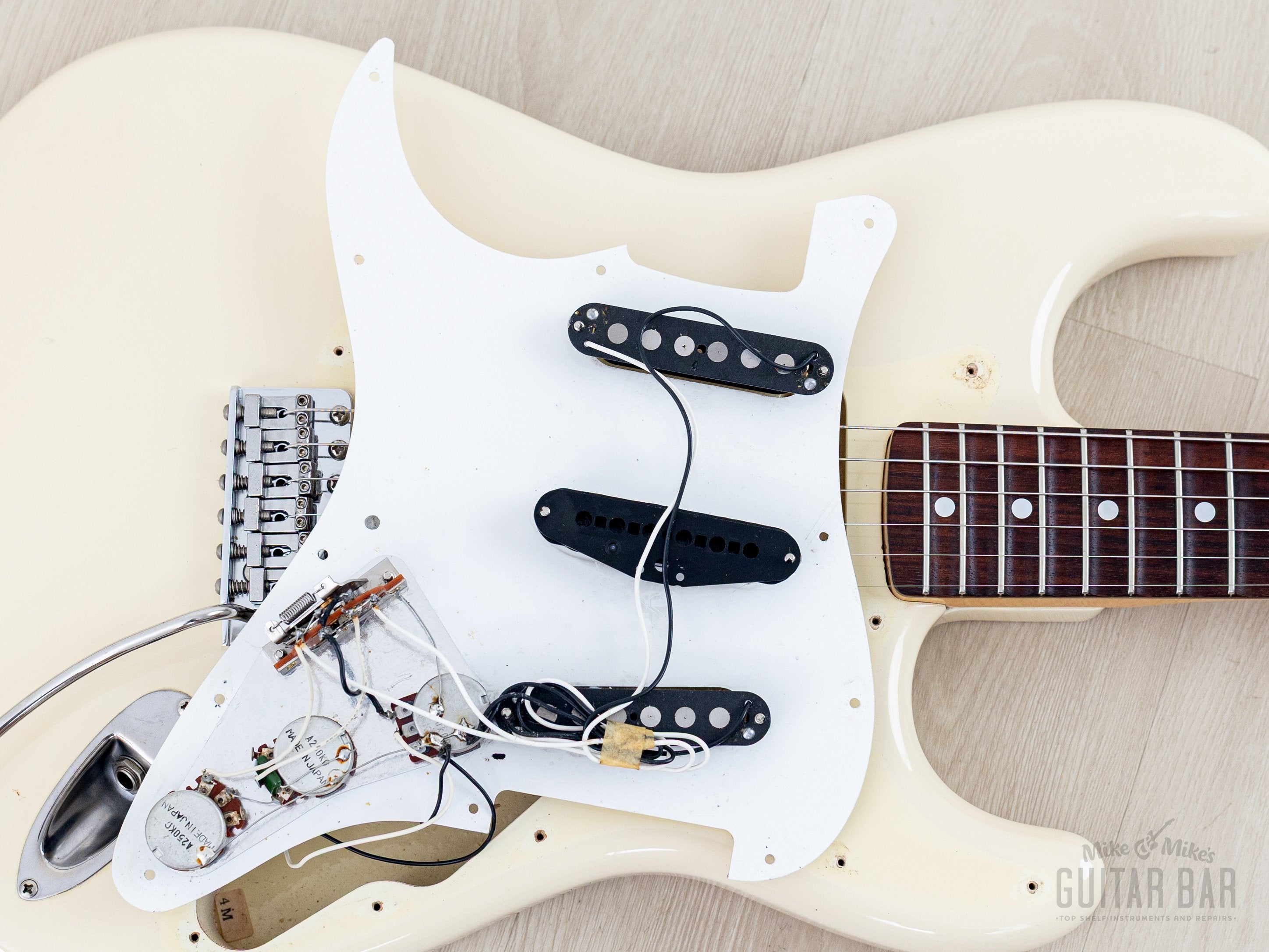 1994 Fender Ritchie Blackmore Stratocaster ST72-145RB Olympic White, N