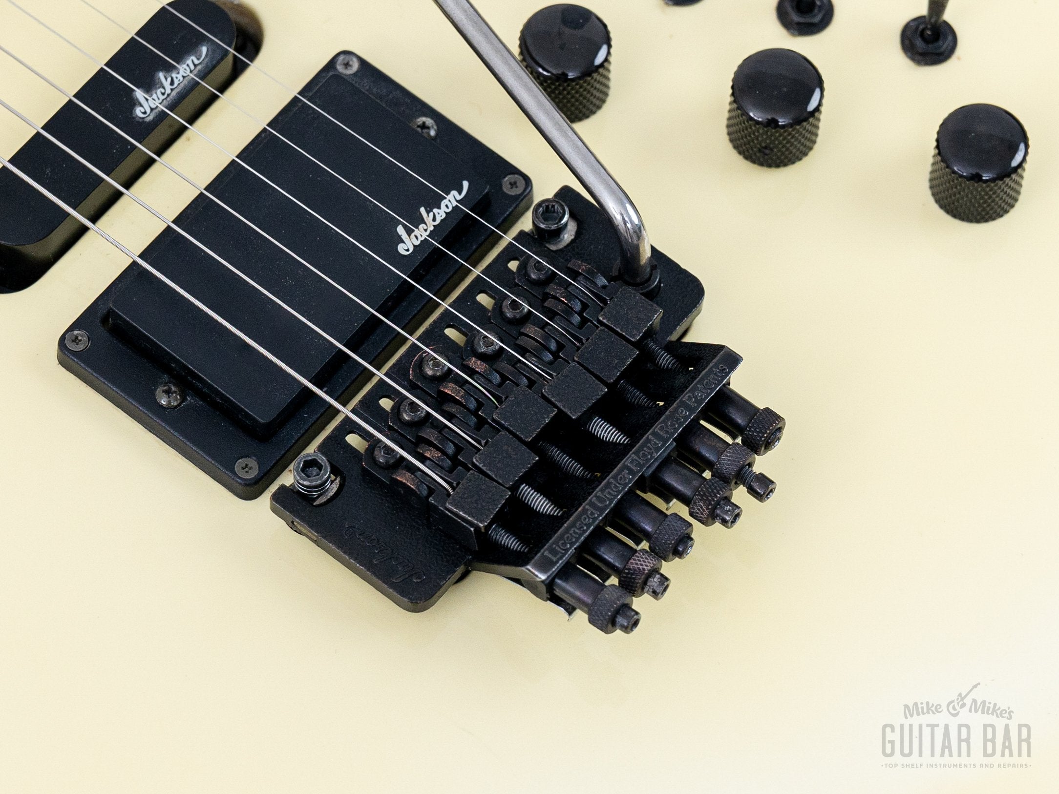 1980s Charvel by Jackson Model 4 Superstrat SSH Vintage Guitar Pearl W