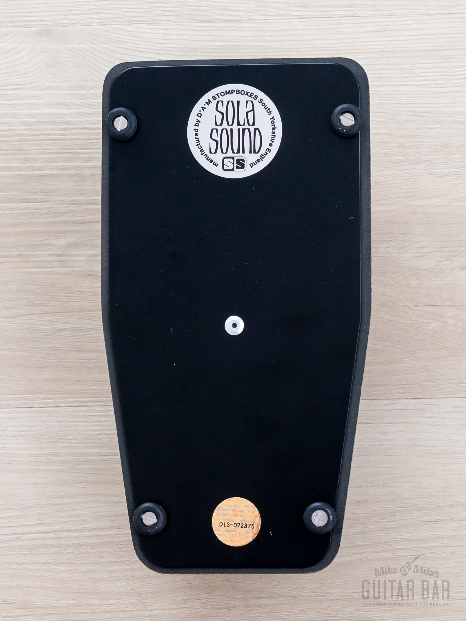 2025 Sola Sound Damask Pro MKII Tone Bender Fuzz Champagne Beige, Mint