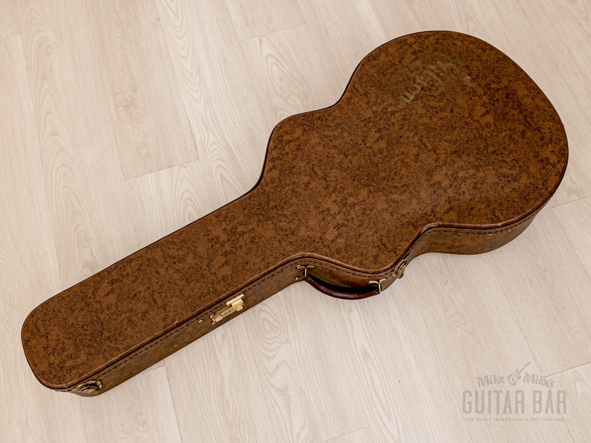 1995 Gibson J-200 Jumbo Guitar Antique Natural, Heavily Figured w/ Case