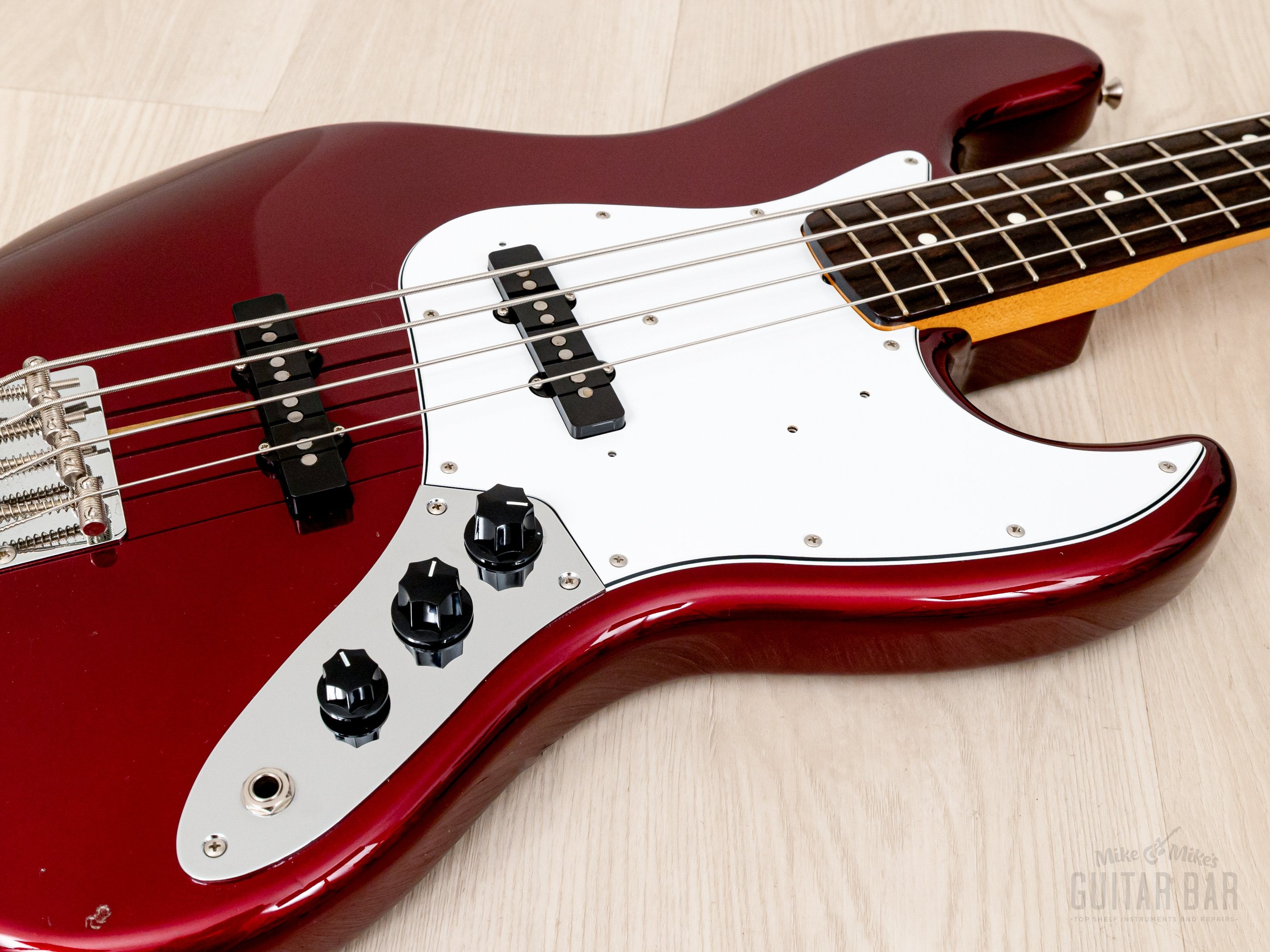2009 Fender Jazz Bass ‘62 Vintage Reissue JB62-US Candy Apple Red w/ USA Pickups, Japan MIJ
