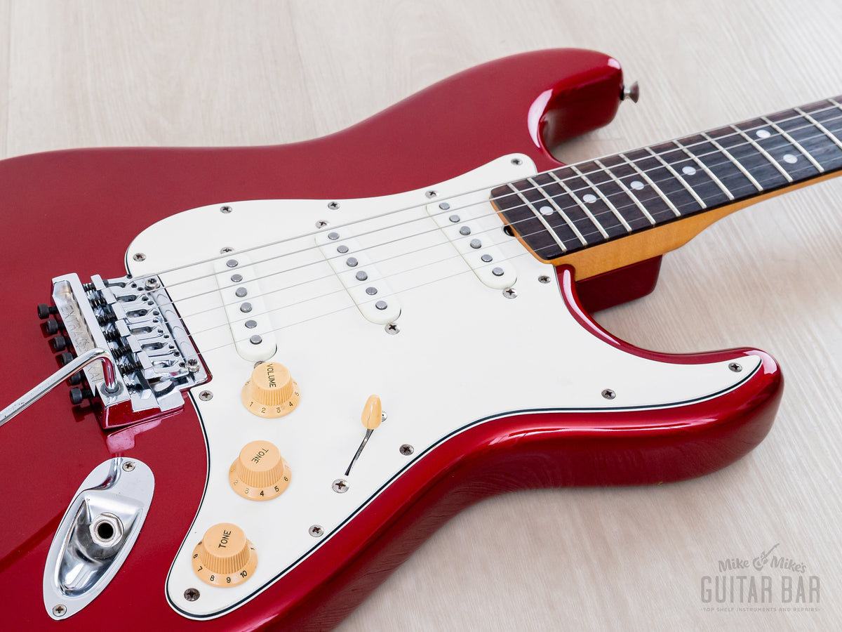 1984 Tokai Goldstar Sound TST-70 Metallic Red, body close-up