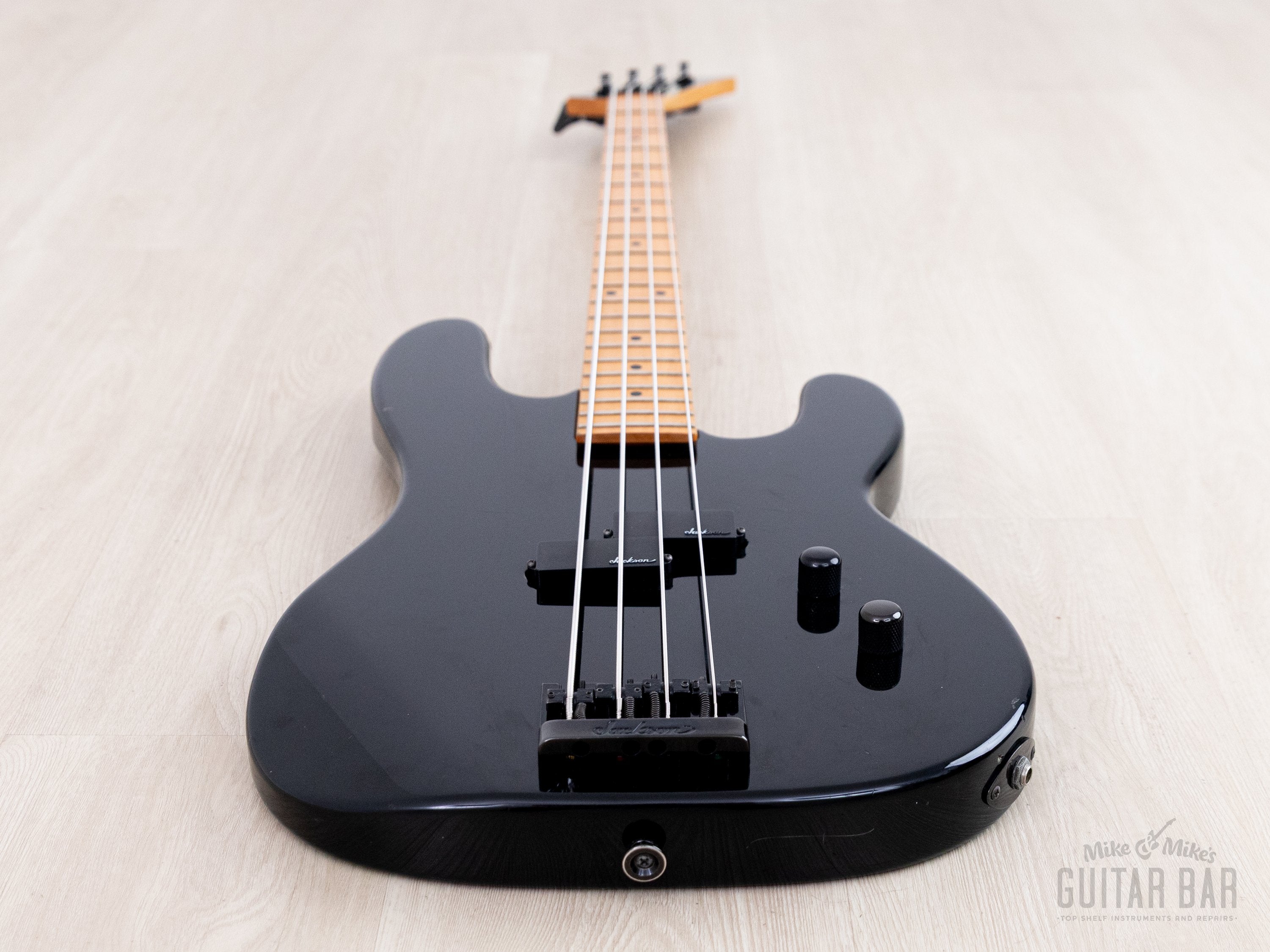 1980s Charvel by Jackson 1B Vintage Bass Black, Japan