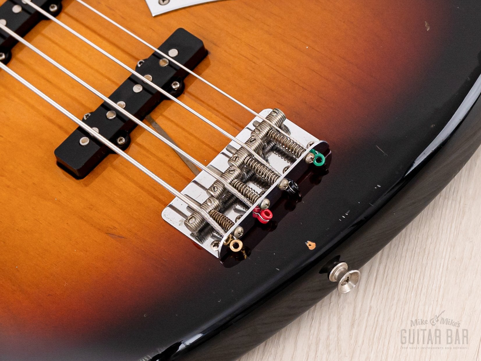 1994 Fender Jazz Bass Fretless '62 Vintage Reissue JB62-77FL w/ USA Pickups, Japan MIJ, Jaco