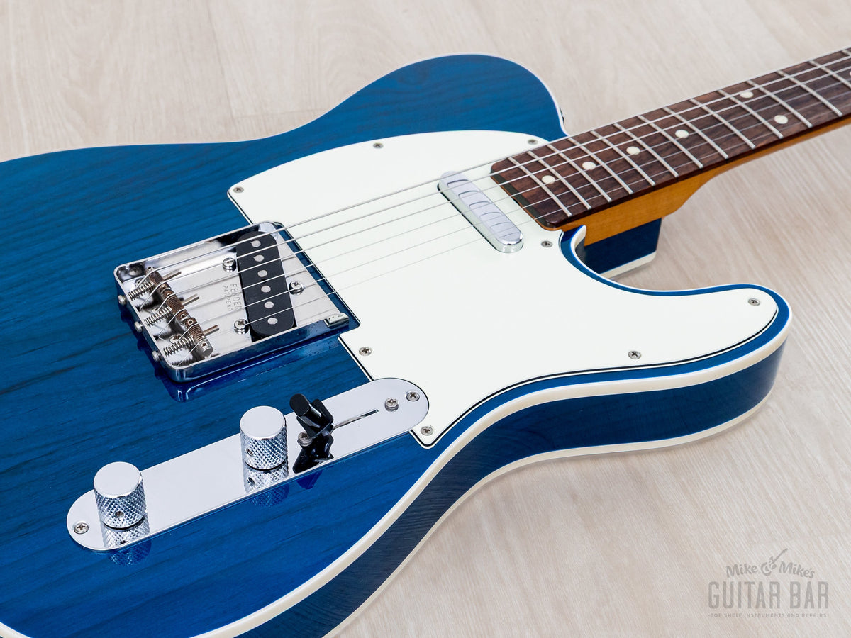 2016 Fender Classic 60s Telecaster Custom Trans Blue, bound body close-up