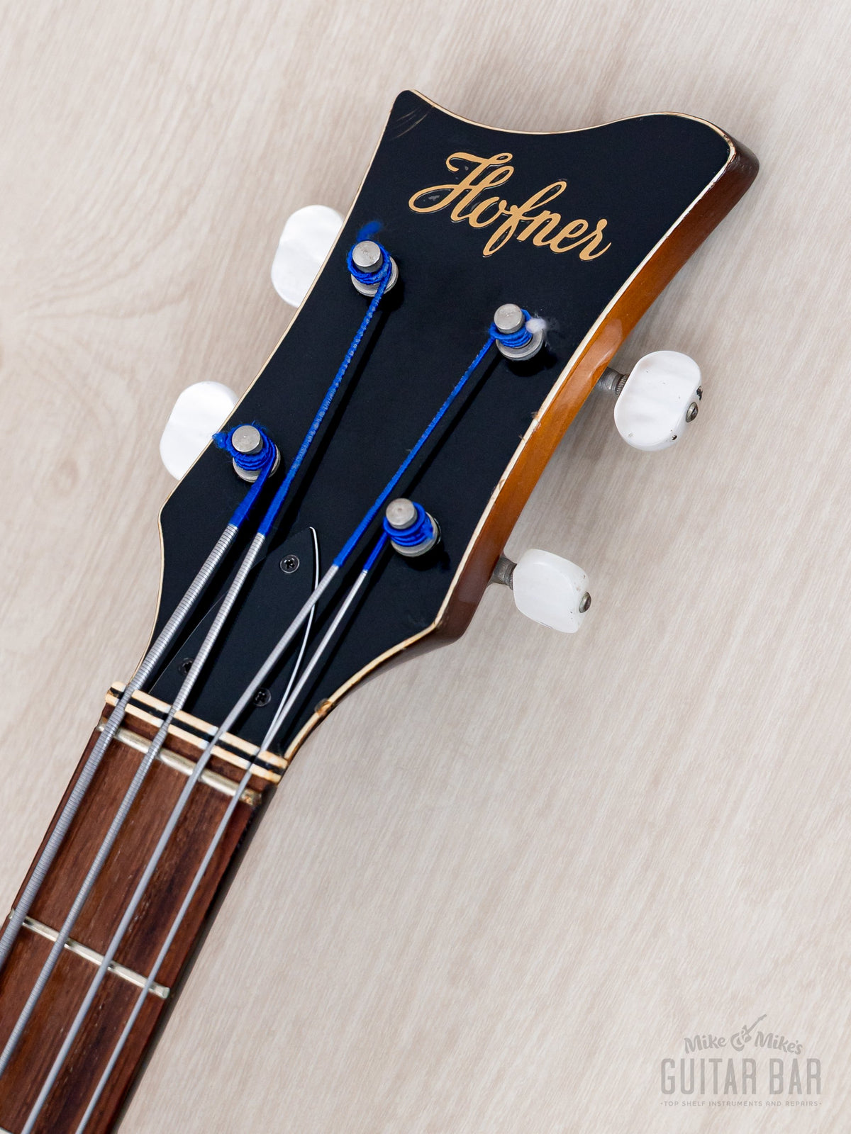 1960s Hofner 500/1 bass headstock front