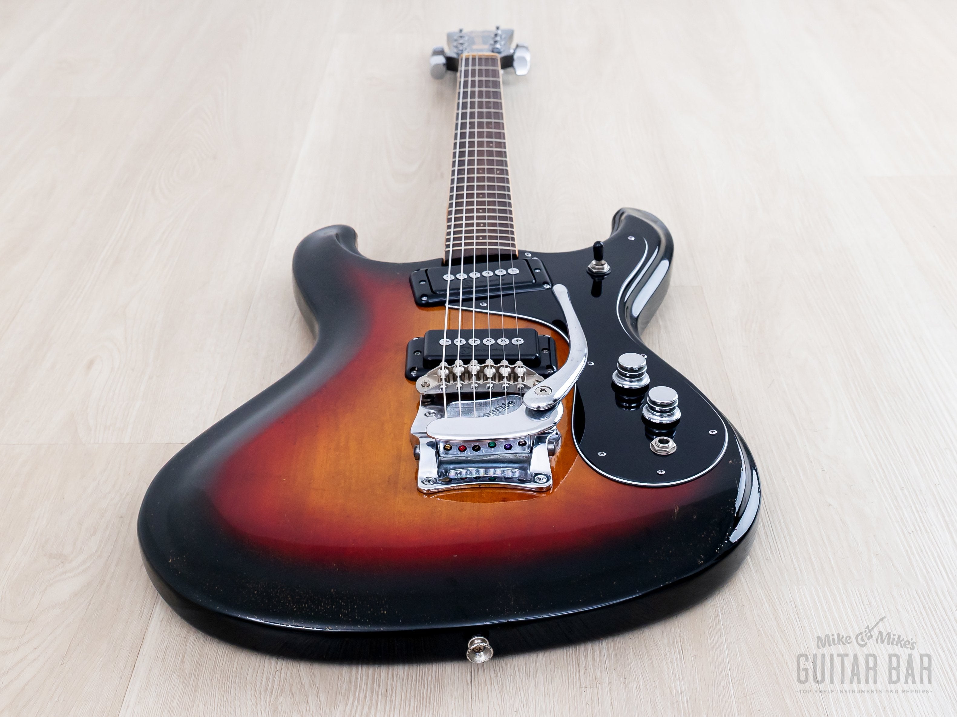 1970s Mosrite Ventures Model Vintage Electric Guitar Ash Body w/ Case,