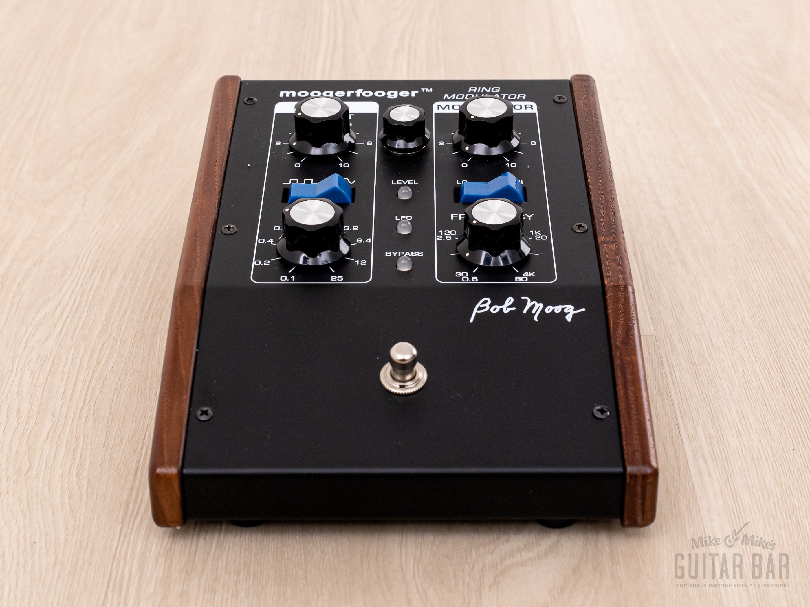 Moog Moogerfooger MF-102 Ring Modulator Big Briar Near-Mint w/ Box, Power Supply, Paperwork