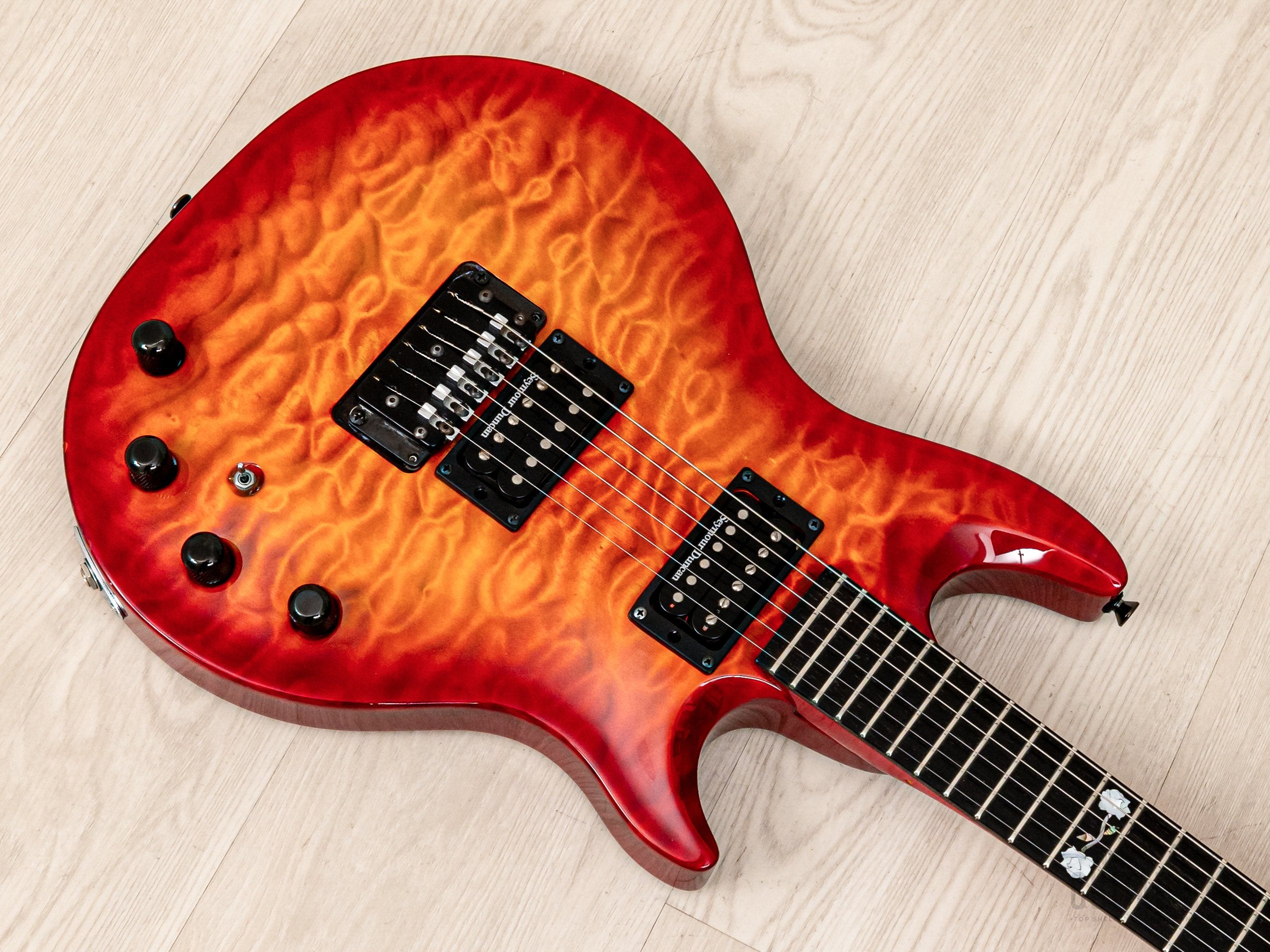 2000 Dave Bunker MVP Quilt Top Cherry Sunburst, 100% Original w/ Case