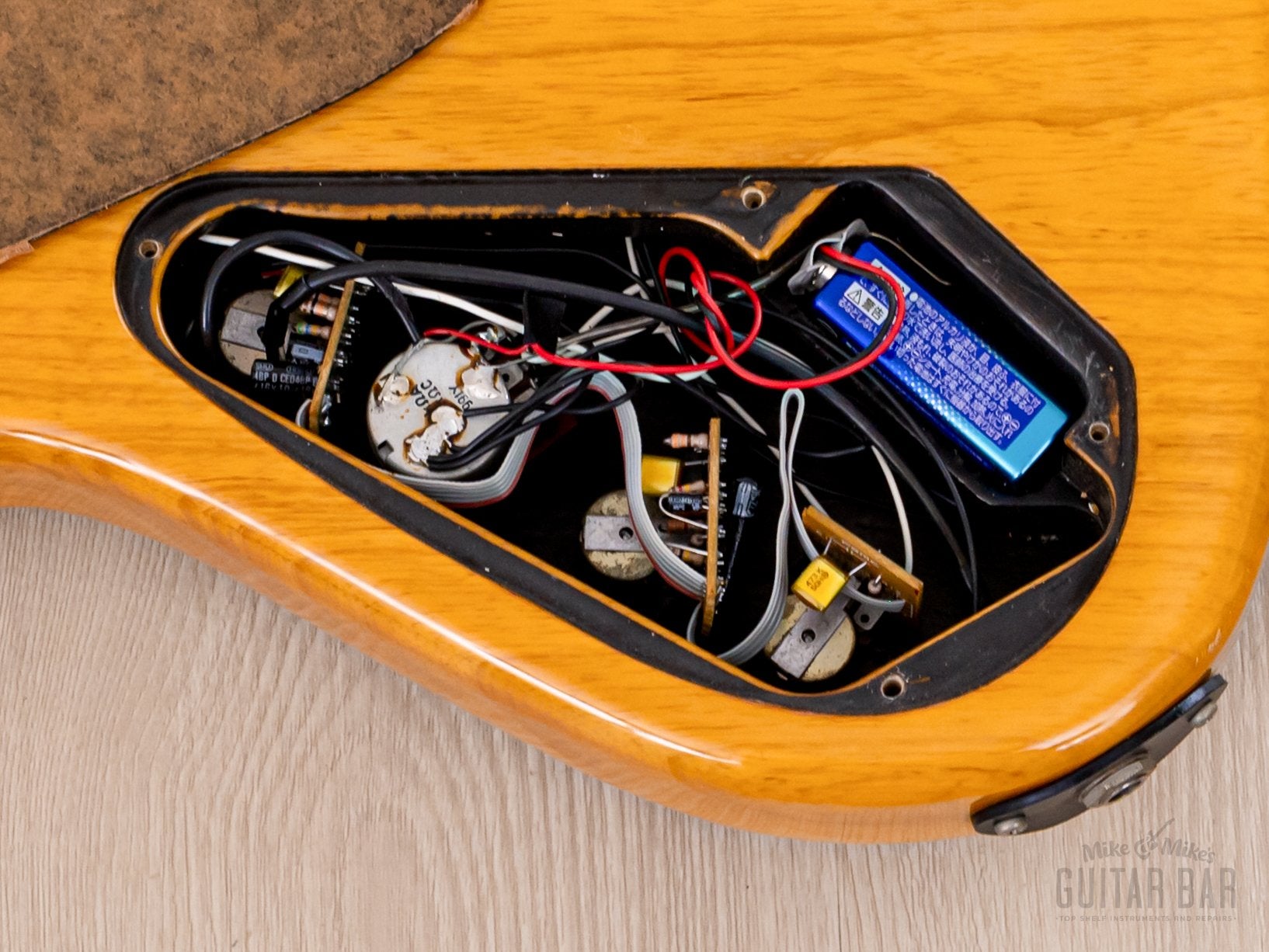 ルアー・フライ Basser 1998 ルアー・フライ Basser 1998 ルアー・フライ 2.9.22.29 NORTH