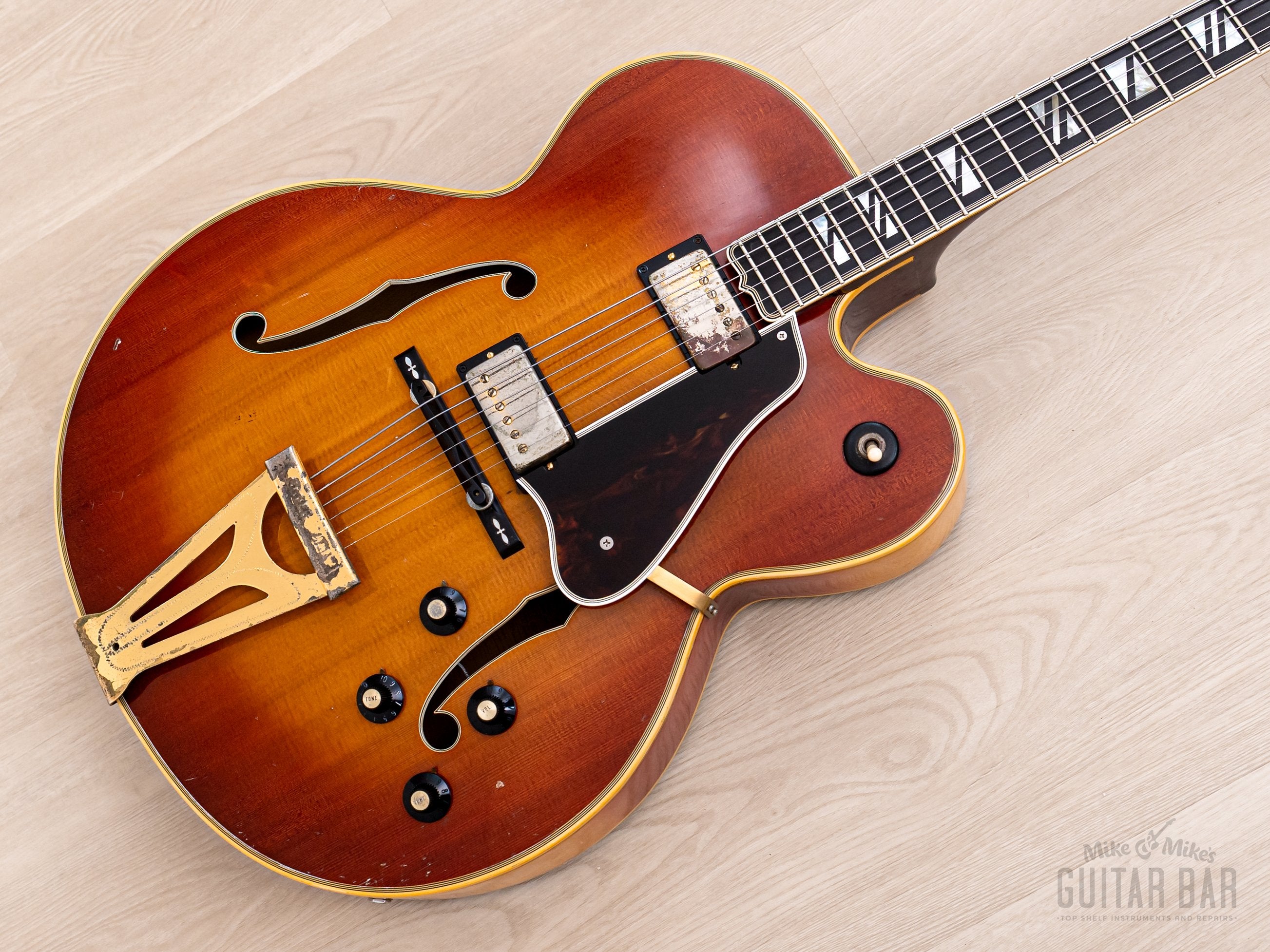 1970 Gibson Super 400 CES Vintage Archtop Electric Guitar Sunburst w/ T Tops, 1 11/16