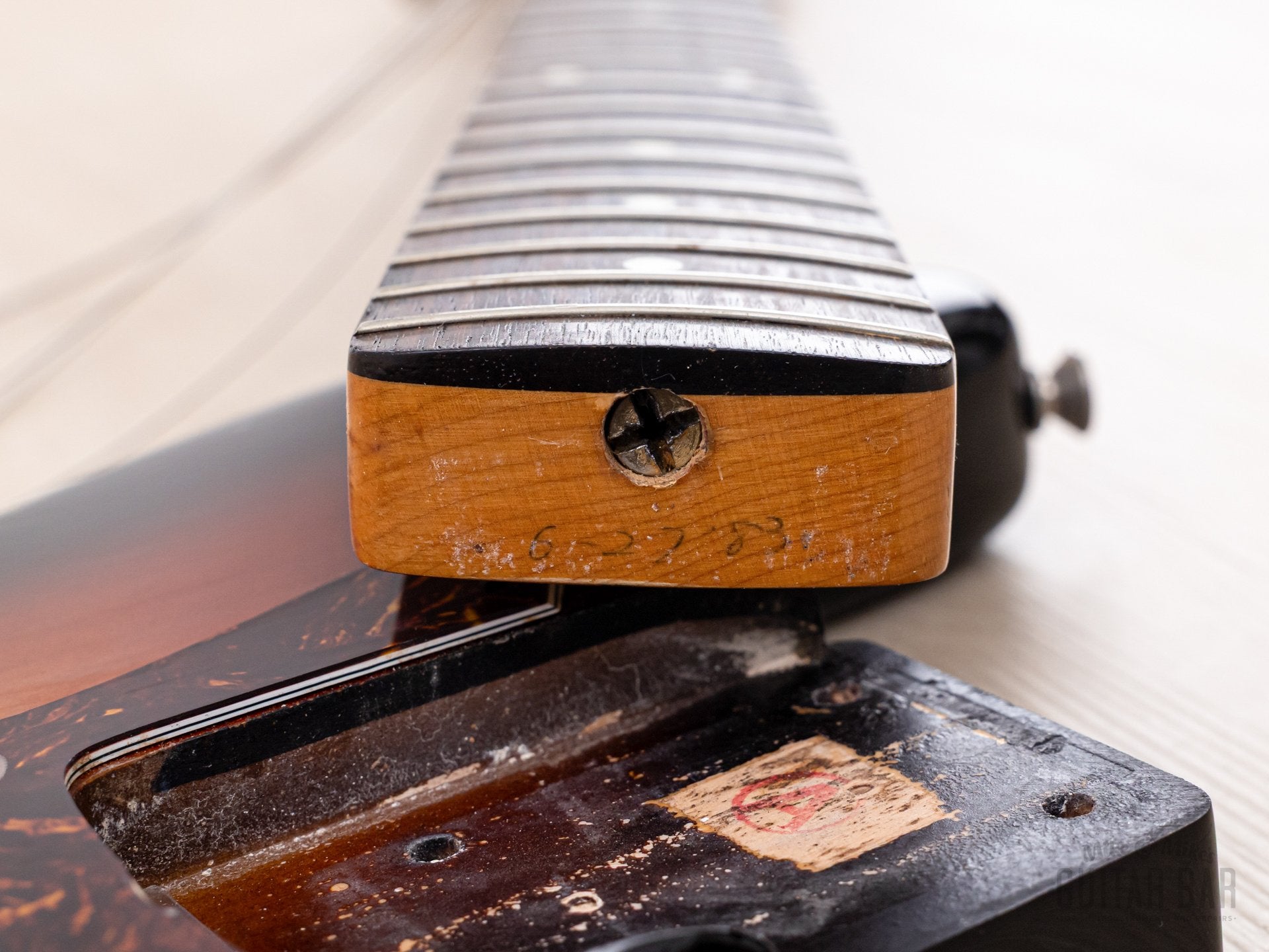 Fender Jazz Bass ダークブラウン 1983 Fender ´62 Jazz Bass – “Stack-knob” – Vintage Reissue