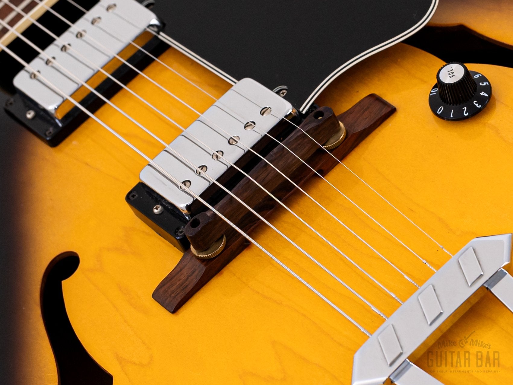 1976 Gibson ES-175 D Vintage Electric Guitar Tobacco Sunburst, Collector-Grade w/ T Tops, Case