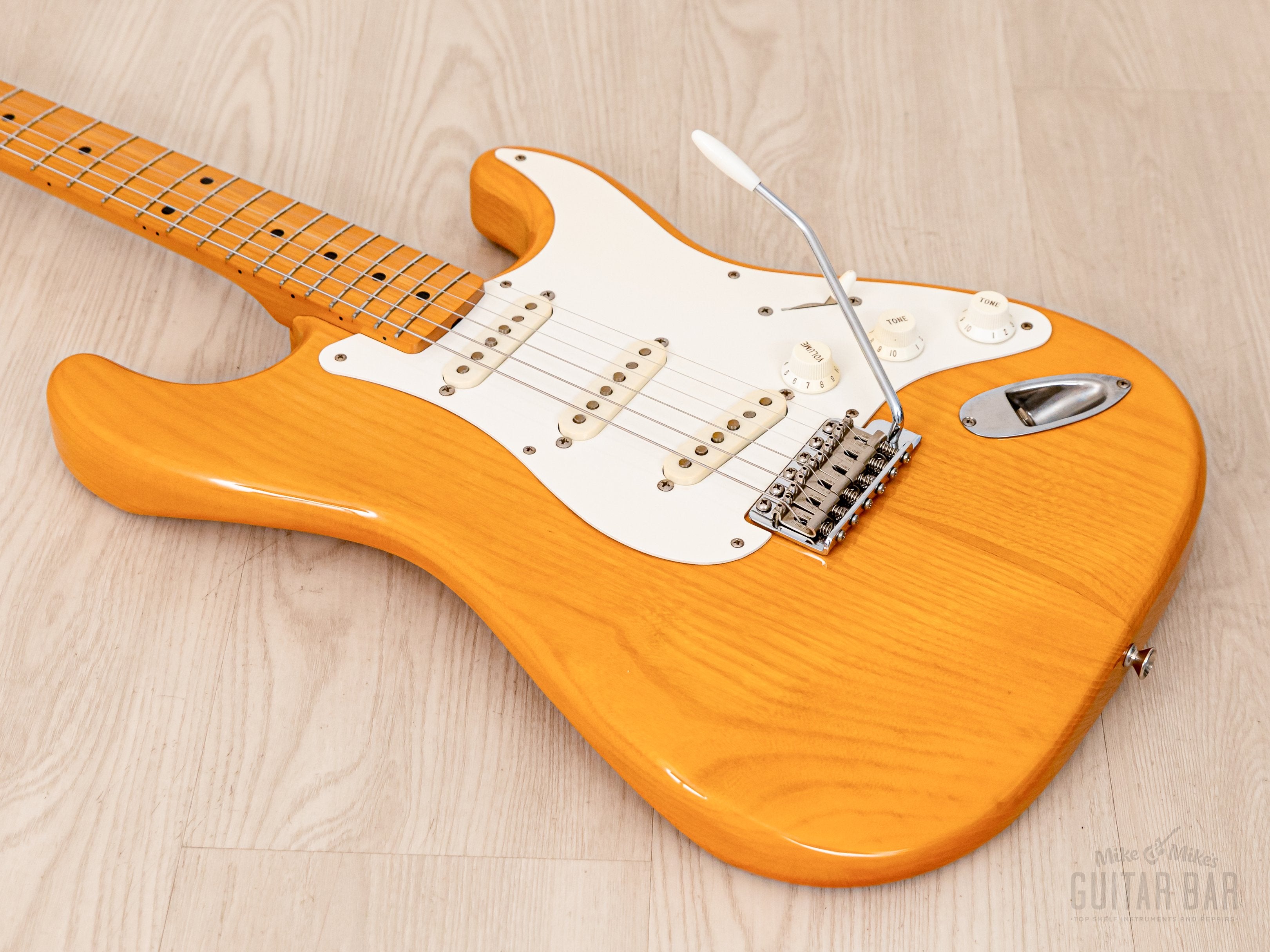 1993 Fender Stratocaster '54 Vintage Reissue ST54-75RV w/ V Neck, Lacquer Finish & USA Pickups, Japan MIJ Fuijgen
