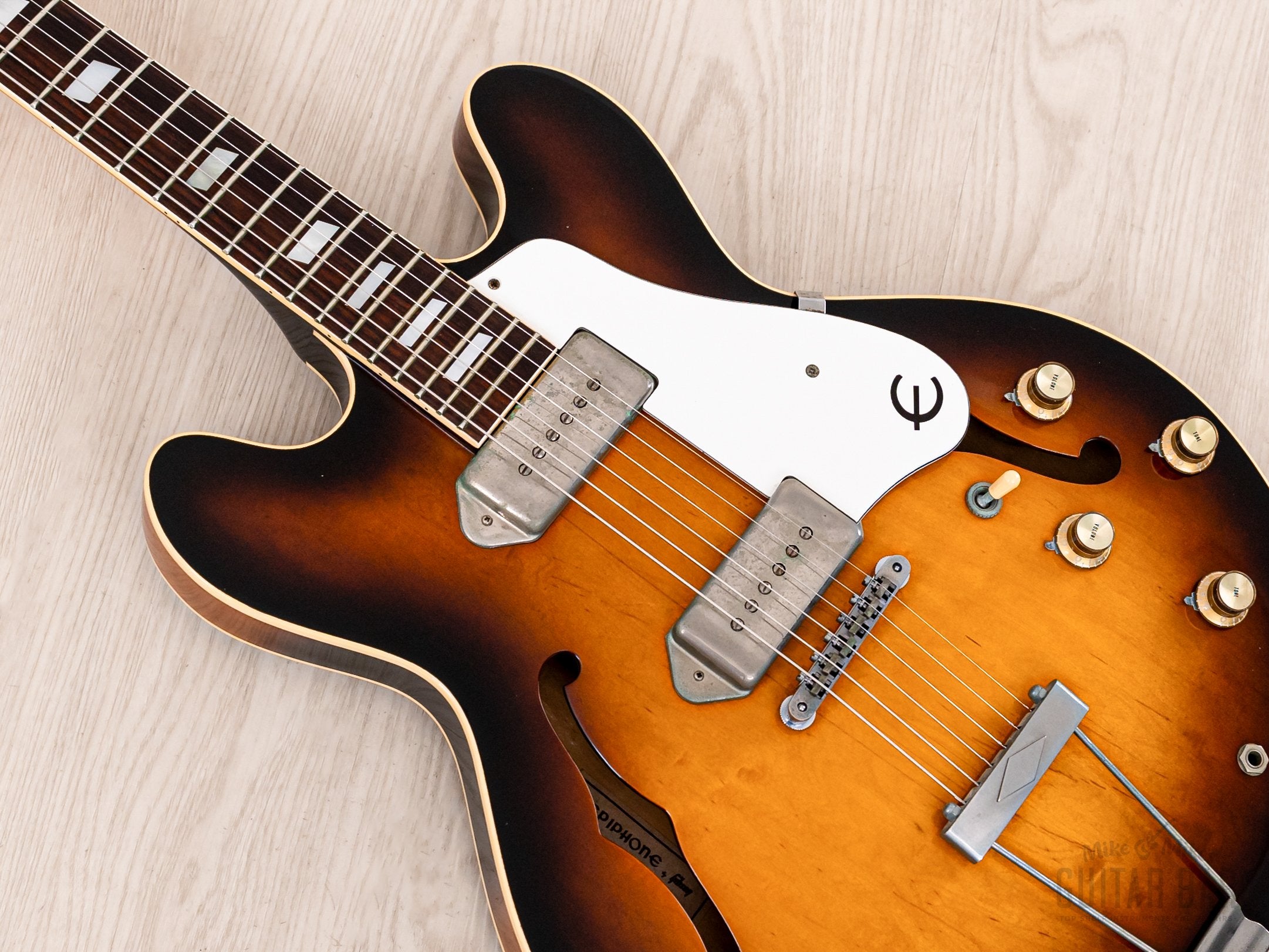 1986 Epiphone Casino Vintage Guitar Sunburst Figured Near-Mint w/ Case, Japan Matsumoku Pre-Elitist