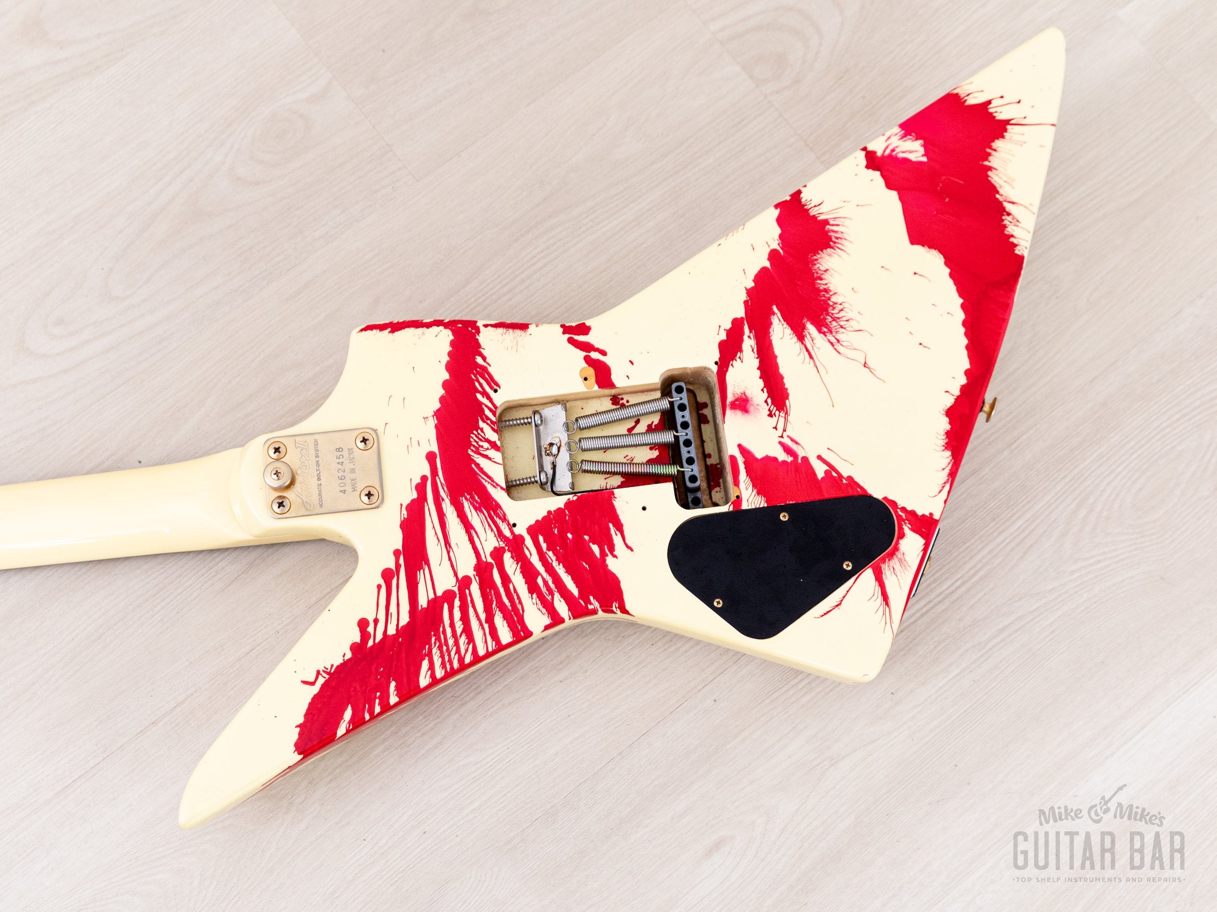 1984 Aria Pro II ZZ Custom Bloody White w/ Gold Hardware & Floyd, Japa