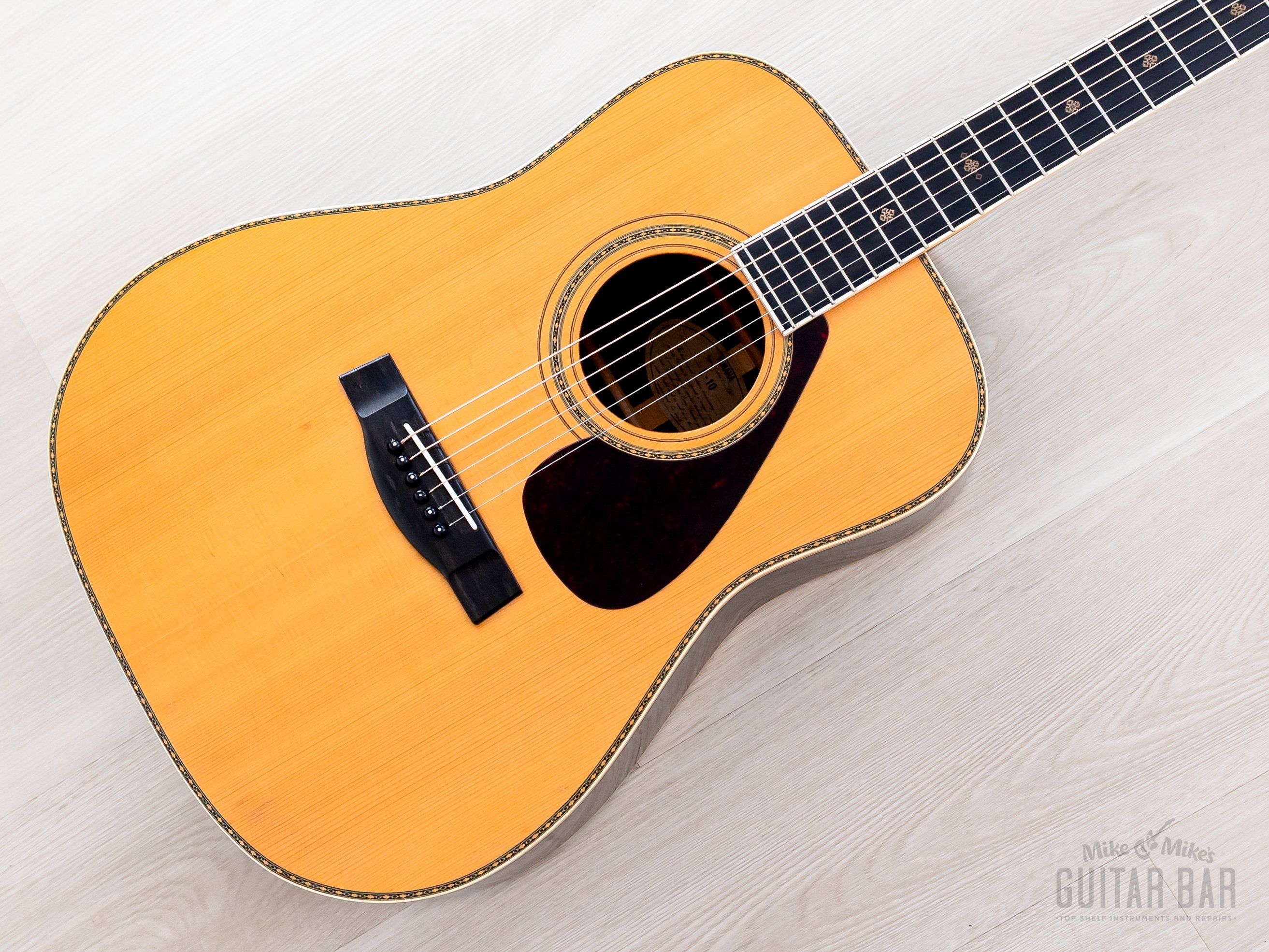 1977 Yamaha L-10 Vintage Dreadnought Acoustic Guitar, Spruce & Rosewoo