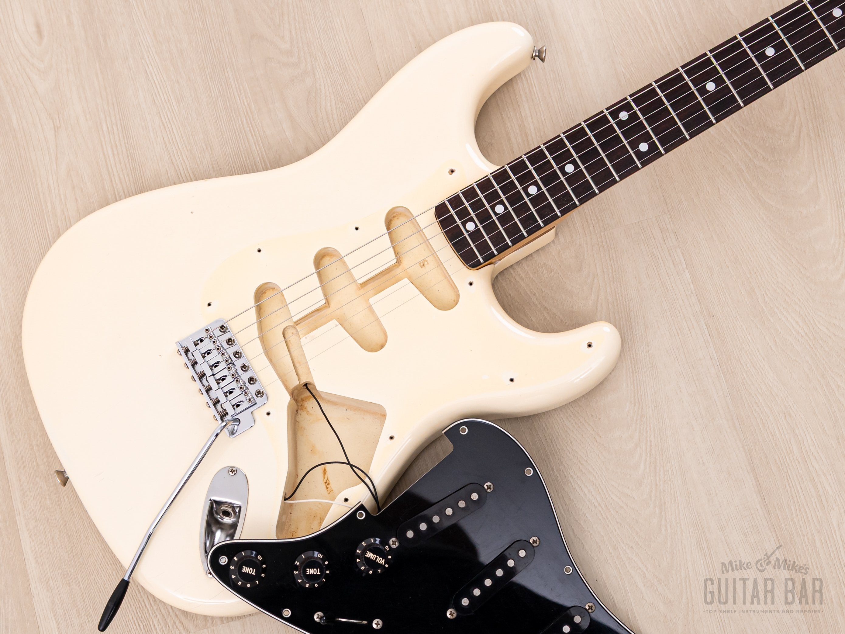 1985 Fender JV Stratocaster ‘72 Vintage Reissue ST72-65 Olympic White 100% Original, Japan MIJ Fujigen