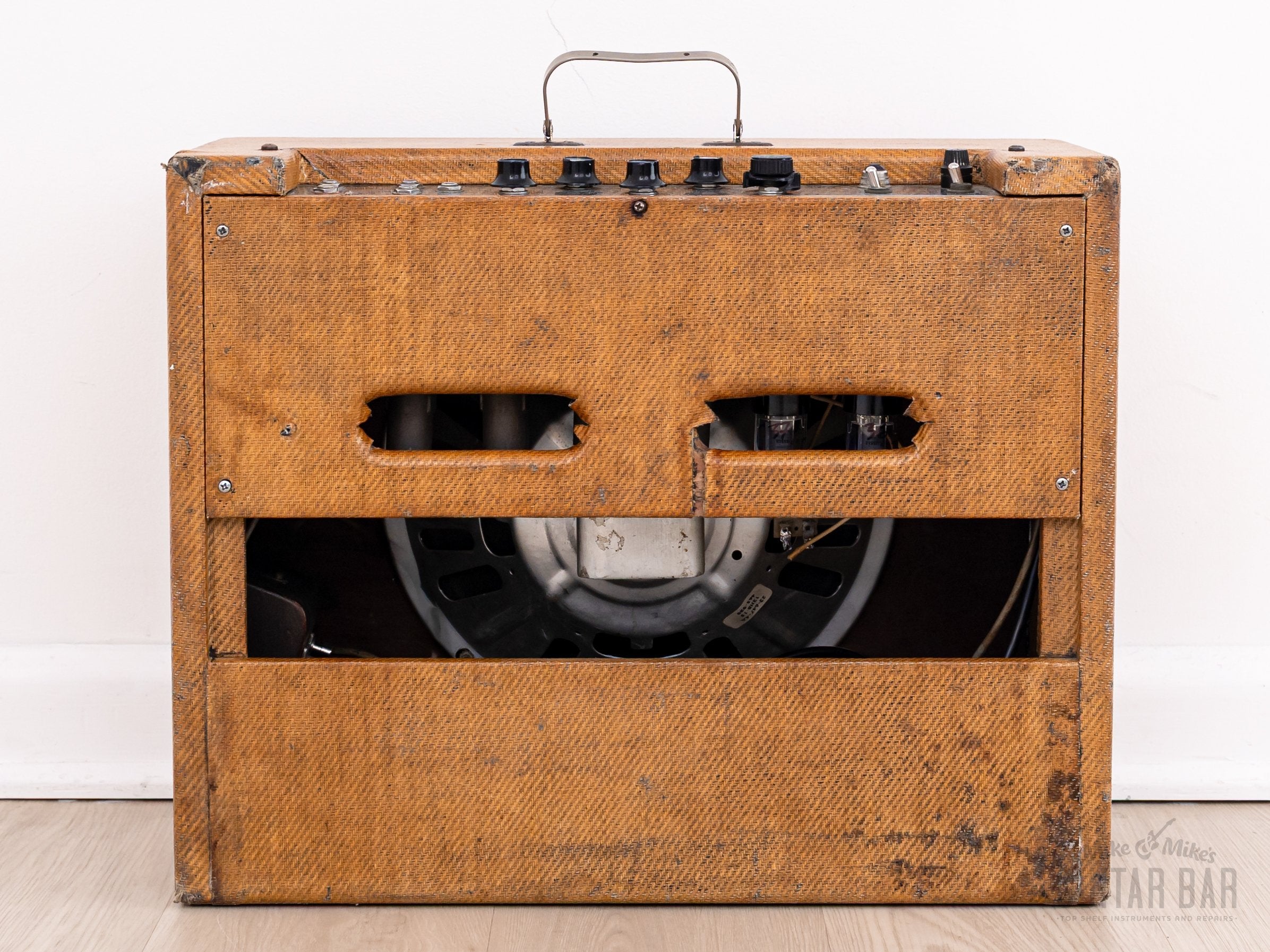 1962 Maestro (Gibson) GA-2RT Deluxe Reverb-Echo 1x12 Tweed Vintage Tube Amp w/ Oxford, Serviced