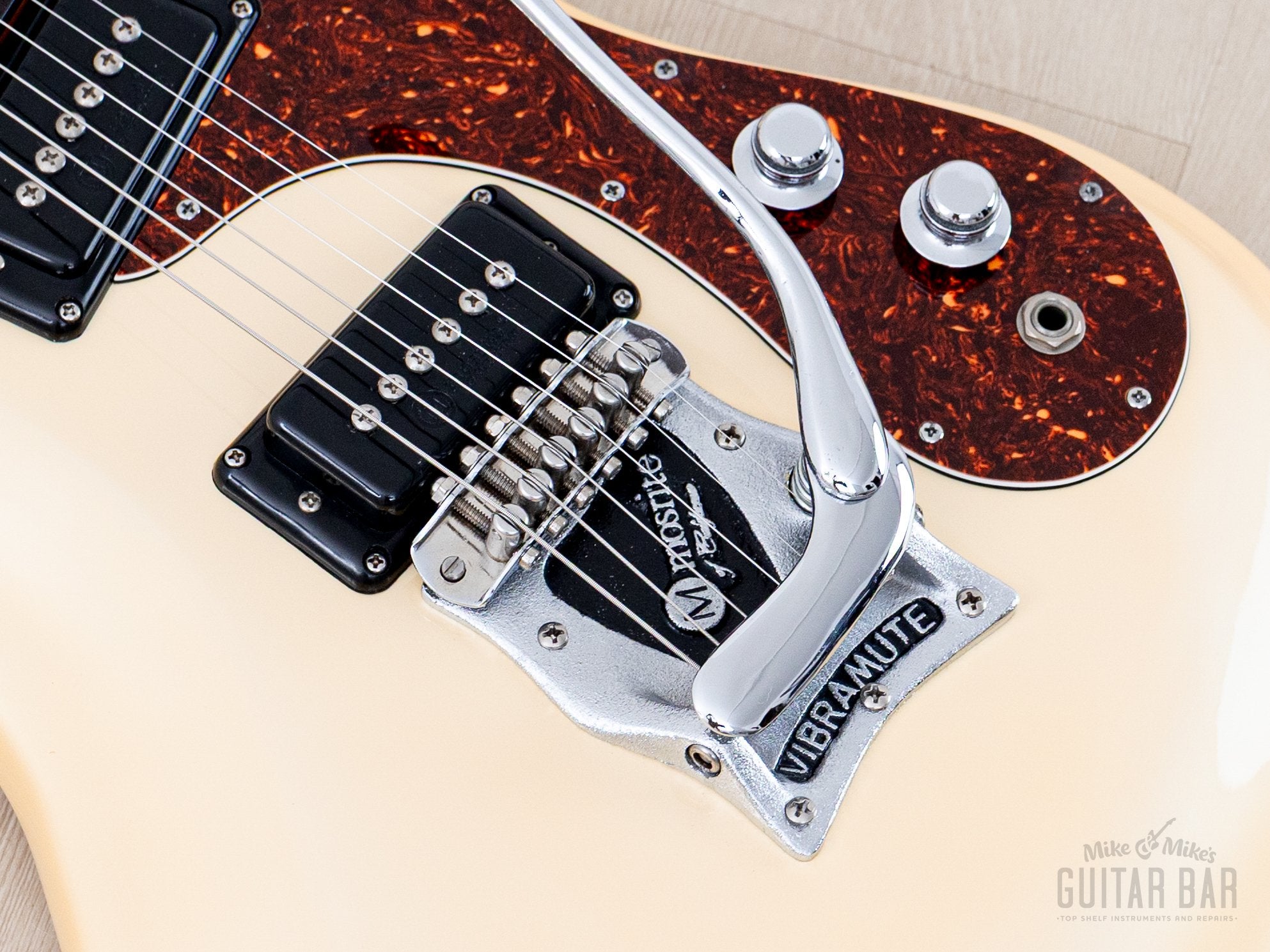 2000s Mosrite Ventures Model 1965 Vintage Reissue V-65 Pearl White w/