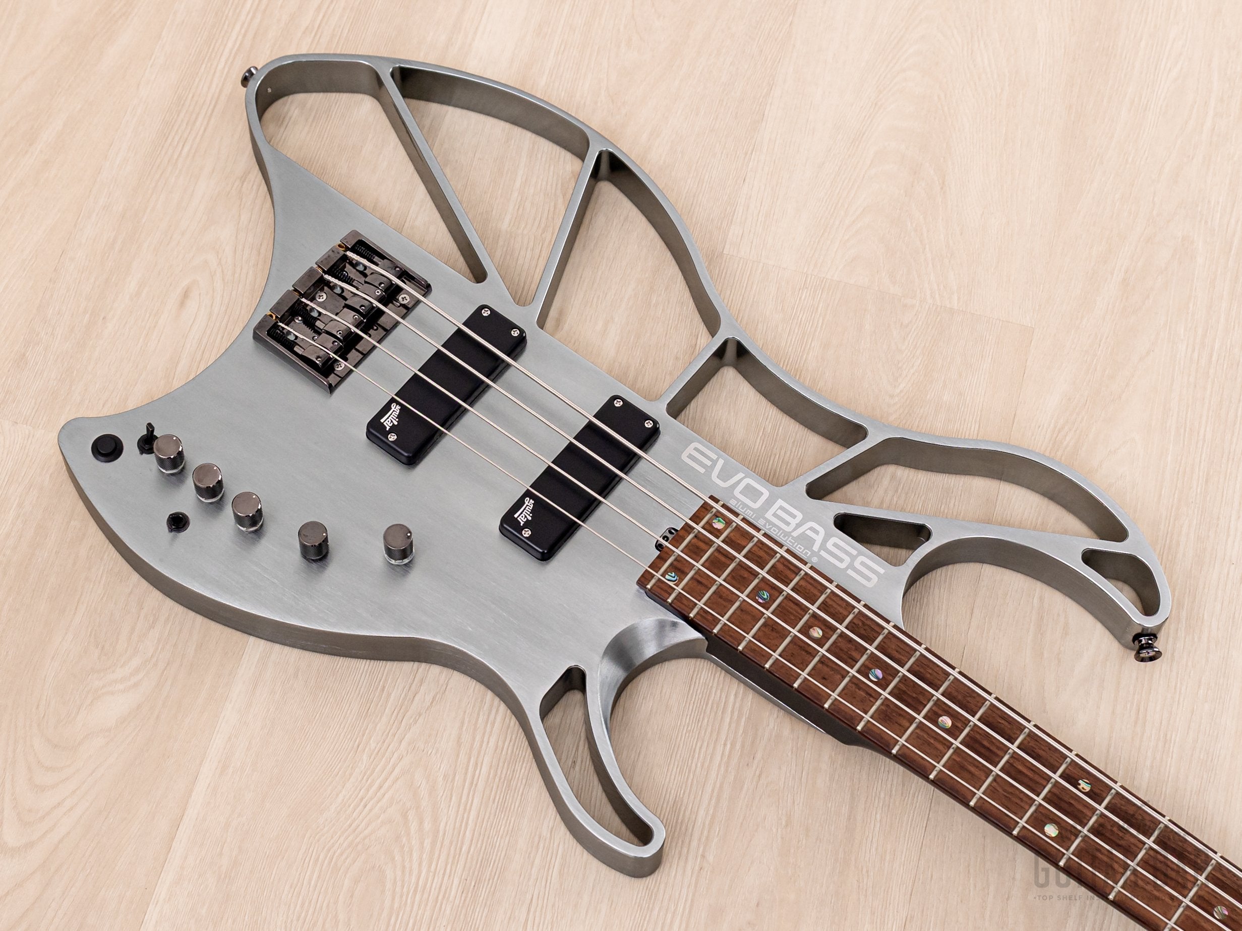 2021 EVO Bass B0101Z-4 Aluminum Body w/ Aguilar Pickups, OPB-3 Active Preamp, Flight Case & Tags