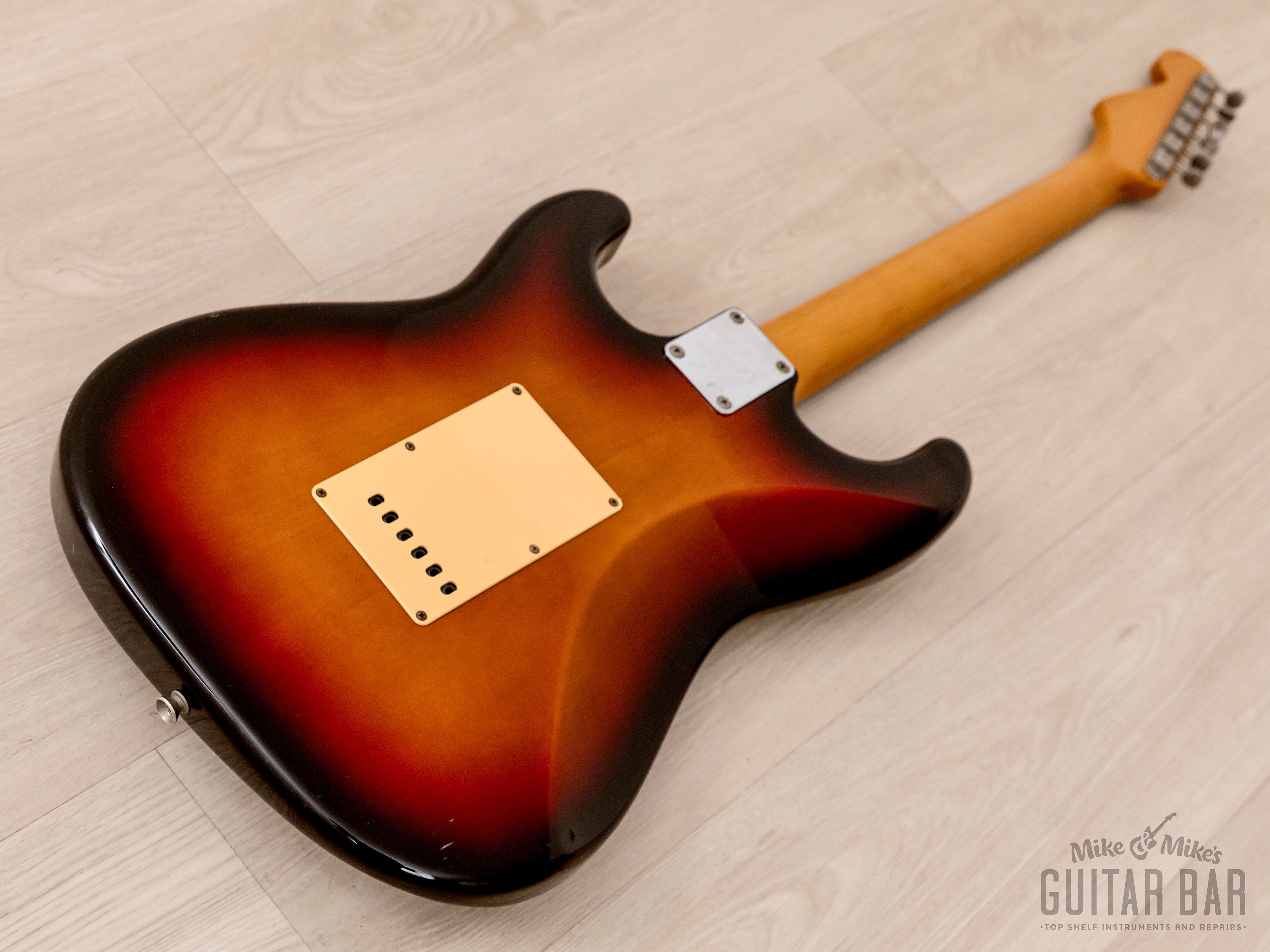 1998 Fender Stratocaster ‘62 Vintage Reissue ST62-58US Sunburst w/ USA Pickups & Case, Japan CIJ