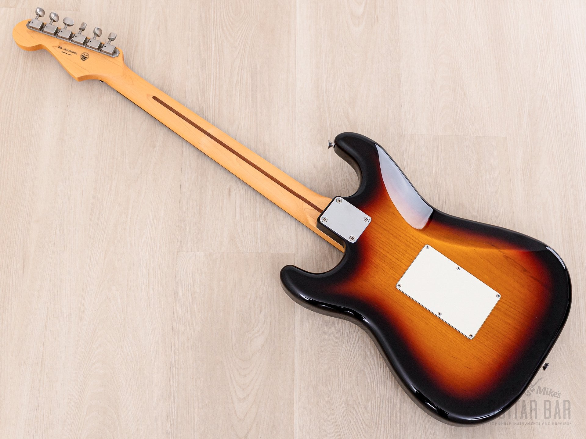 Fender Stratocaster サンバースト　made in japan 2021 Fender Made in Japan Limited Stratocaster with Floyd Rose Sunburs