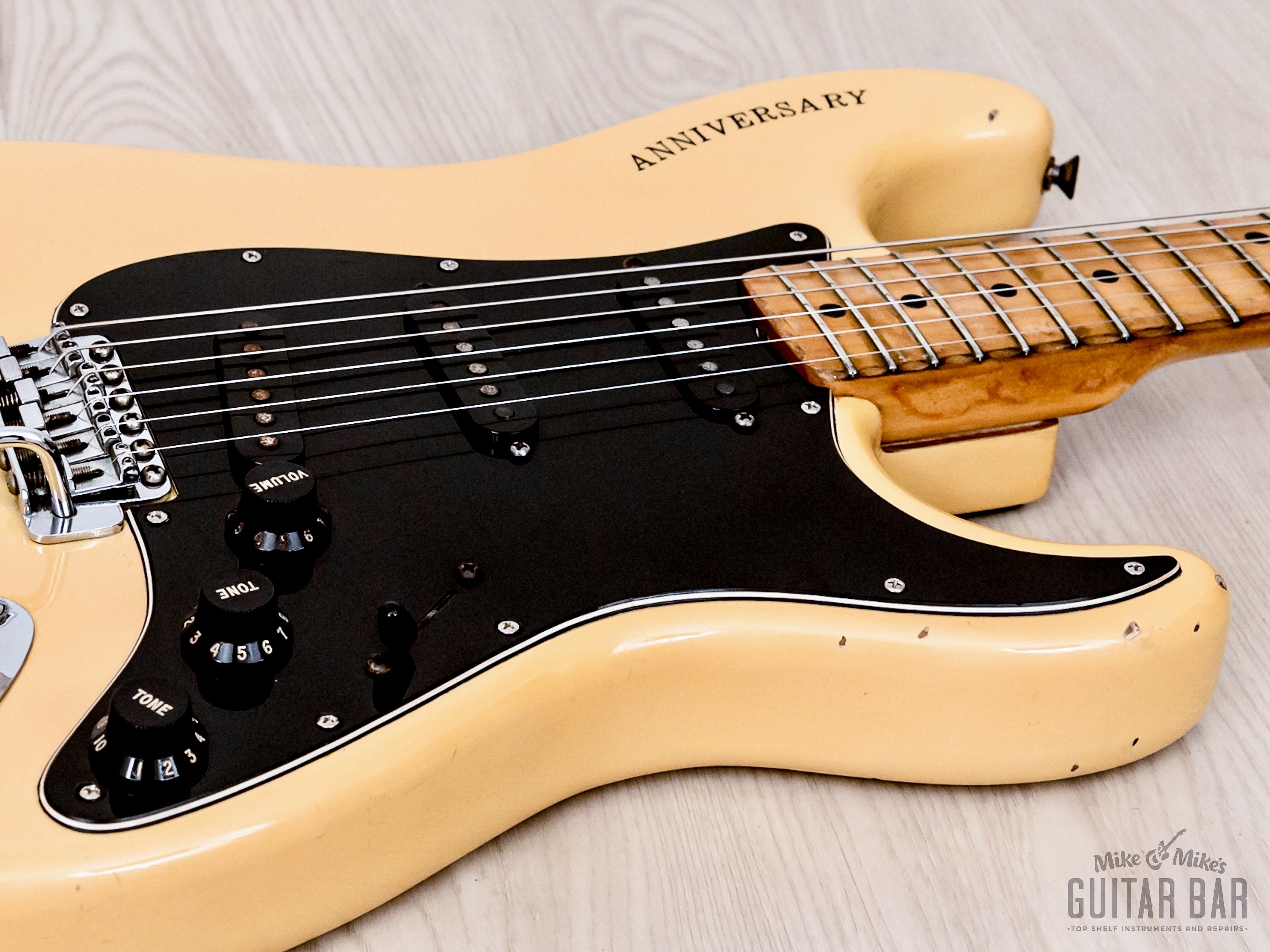 1980 Fender Stratocaster 25th Anniversary Model Vintage Guitar Pearl W