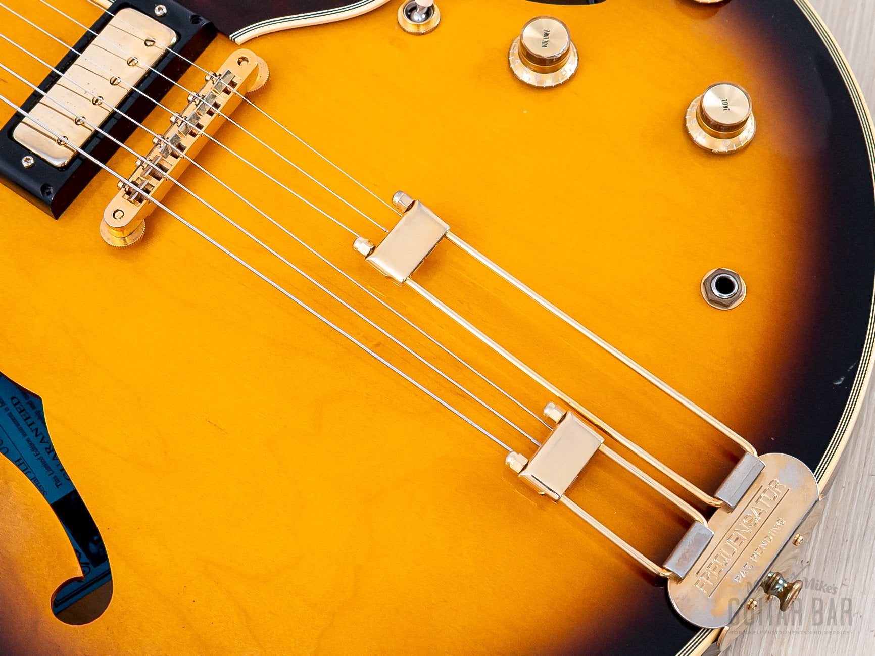2000 Epiphone USA John Lee Hooker Signature 1964 Sheraton Sunburst, Ne