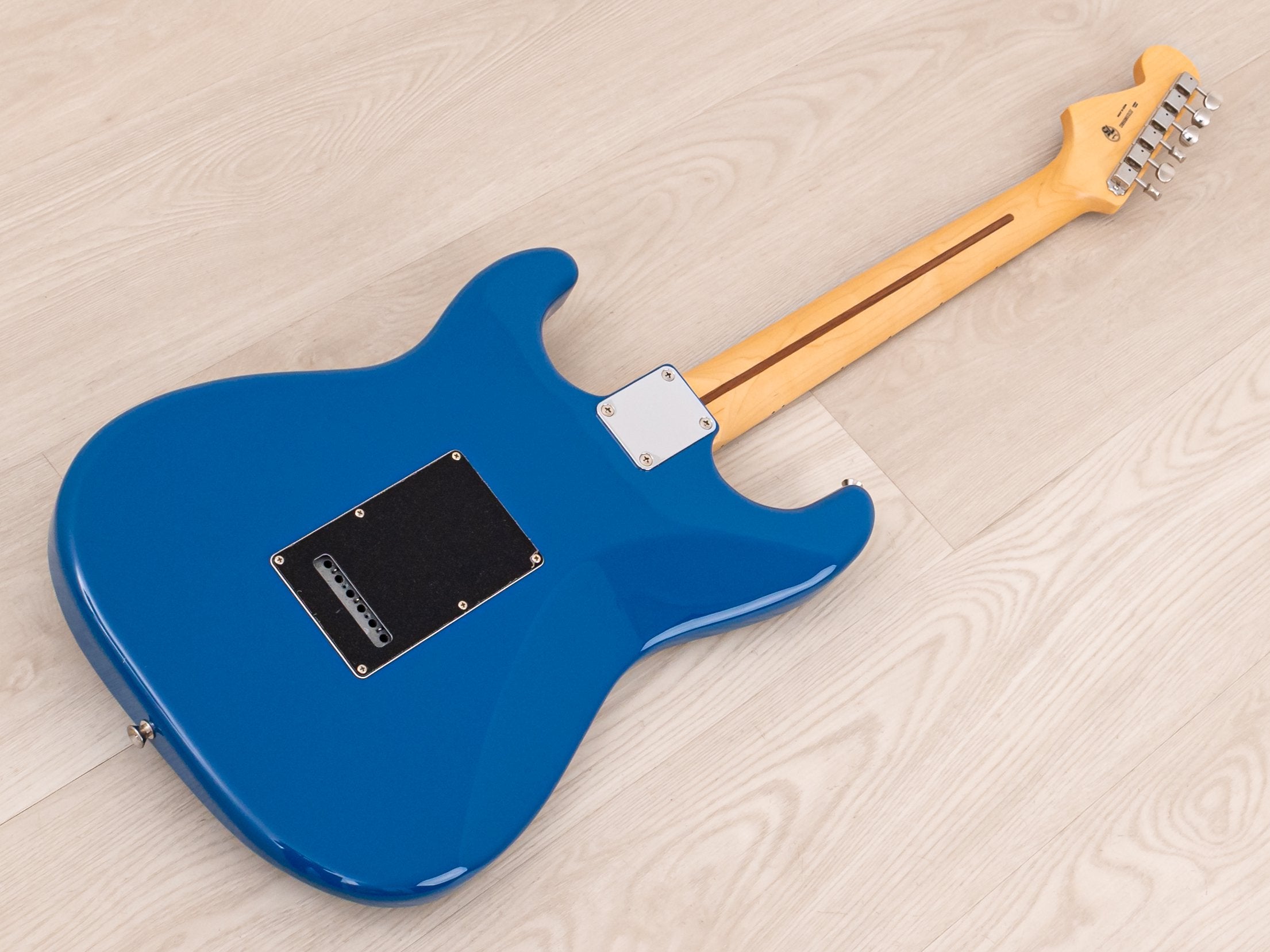 2022 Fender Hybrid II Stratocaster Forest Blue, Japan MIJ