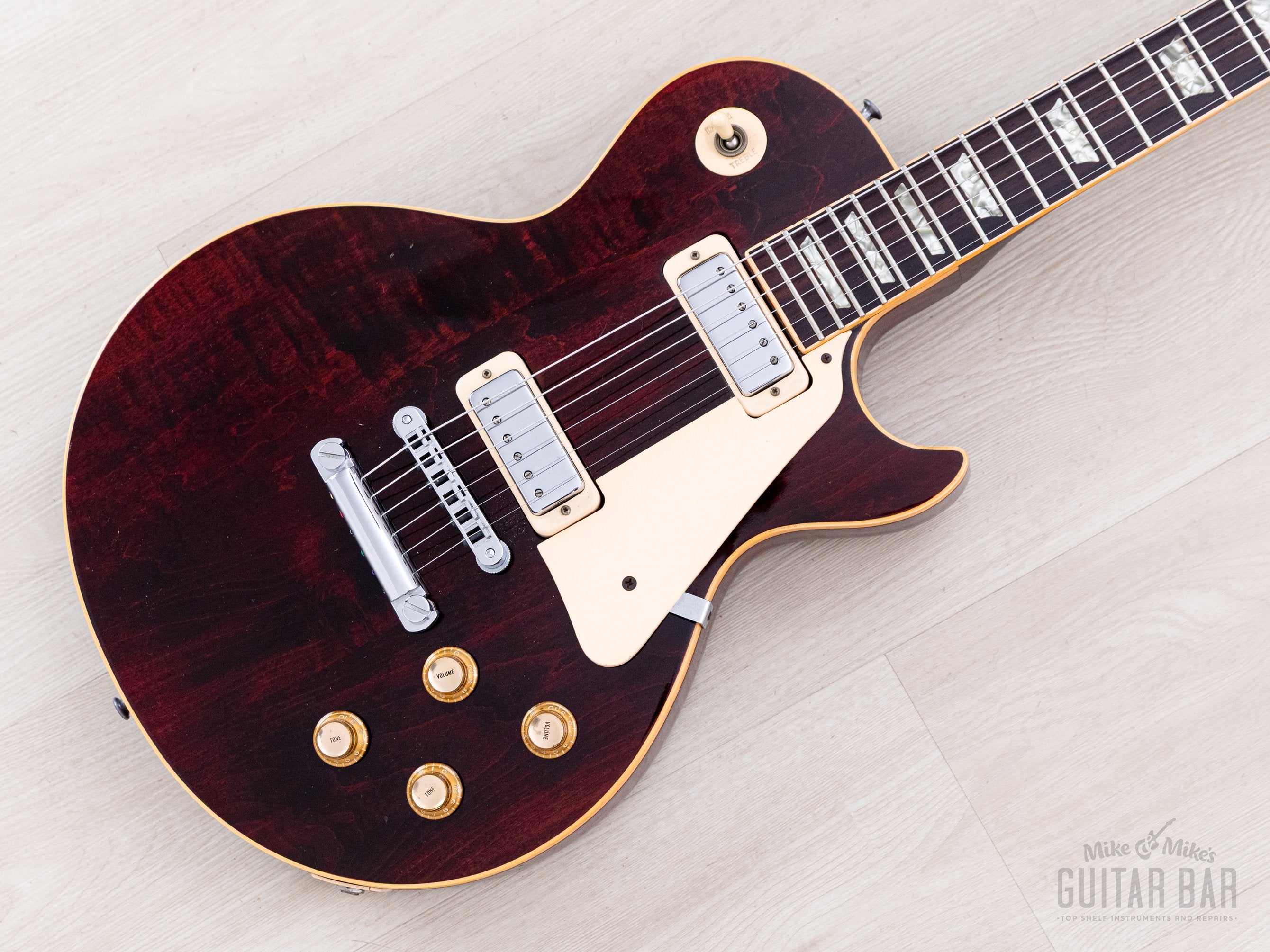 1975 Gibson Les Paul Deluxe Vintage Guitar Wine Red, Figured Top w/ Ca