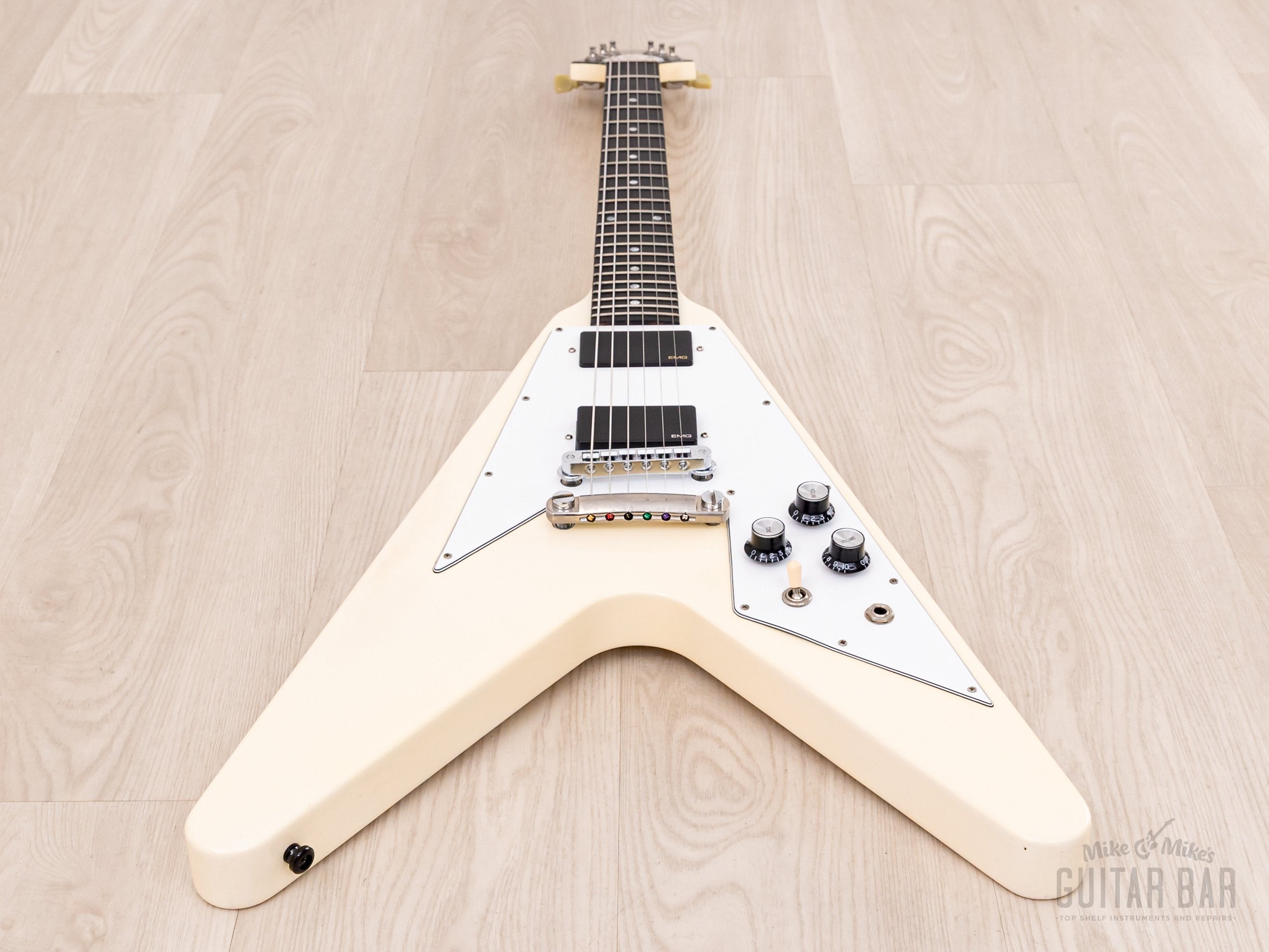 1997 Gibson Flying V '67 Vintage Reissue Alpine White w/ Ebony Fretboard, Active EMG Pickups, Case