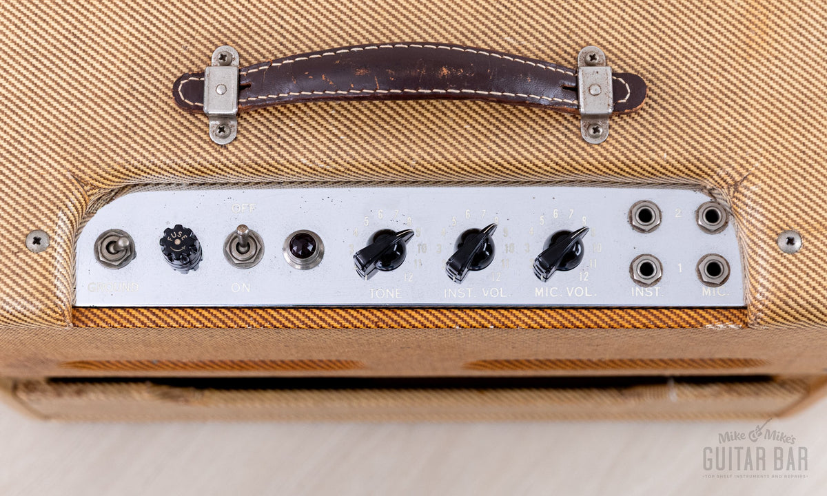 Fender Deluxe 5E3 tweed control panel