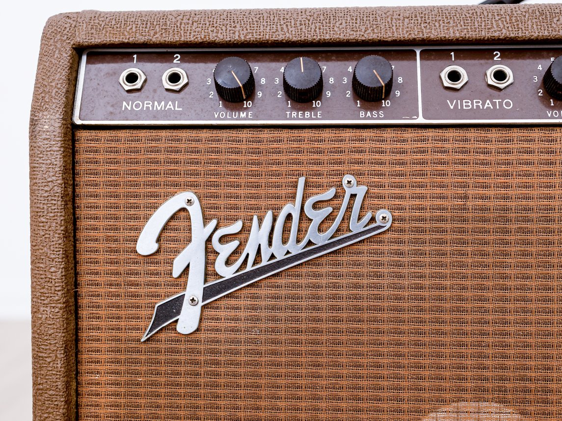 1961 Fender Vibrasonic Brown Panel Vintage Tube Amp 6G13-A 1x15 JBL D1
