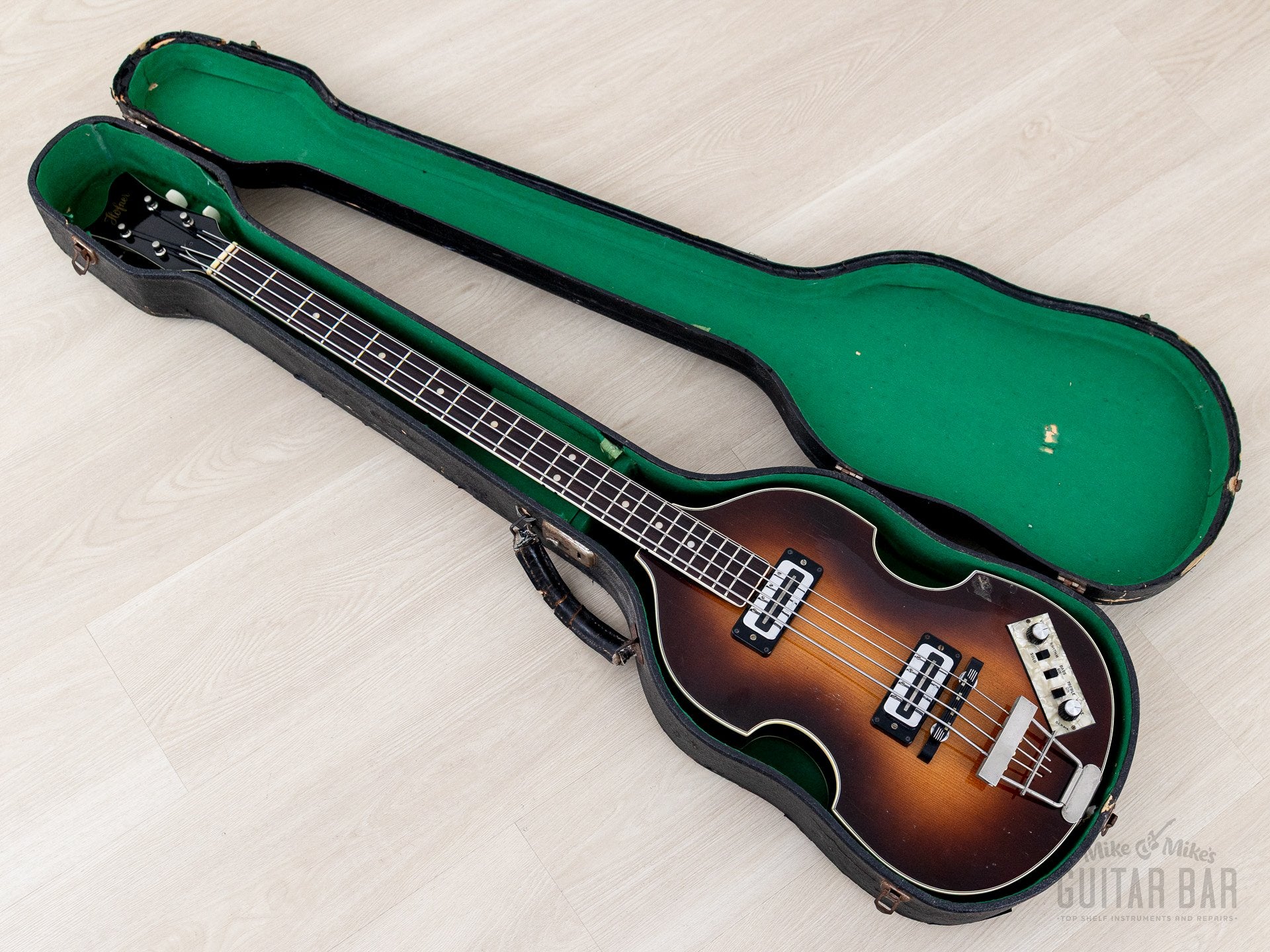 Hofner 500/1 Violin Bass 1973-74 純正ケース付 1974 Hofner 500/1 Beatle Bass Vintage Violin Bass Sunburst w/ Blade Pi