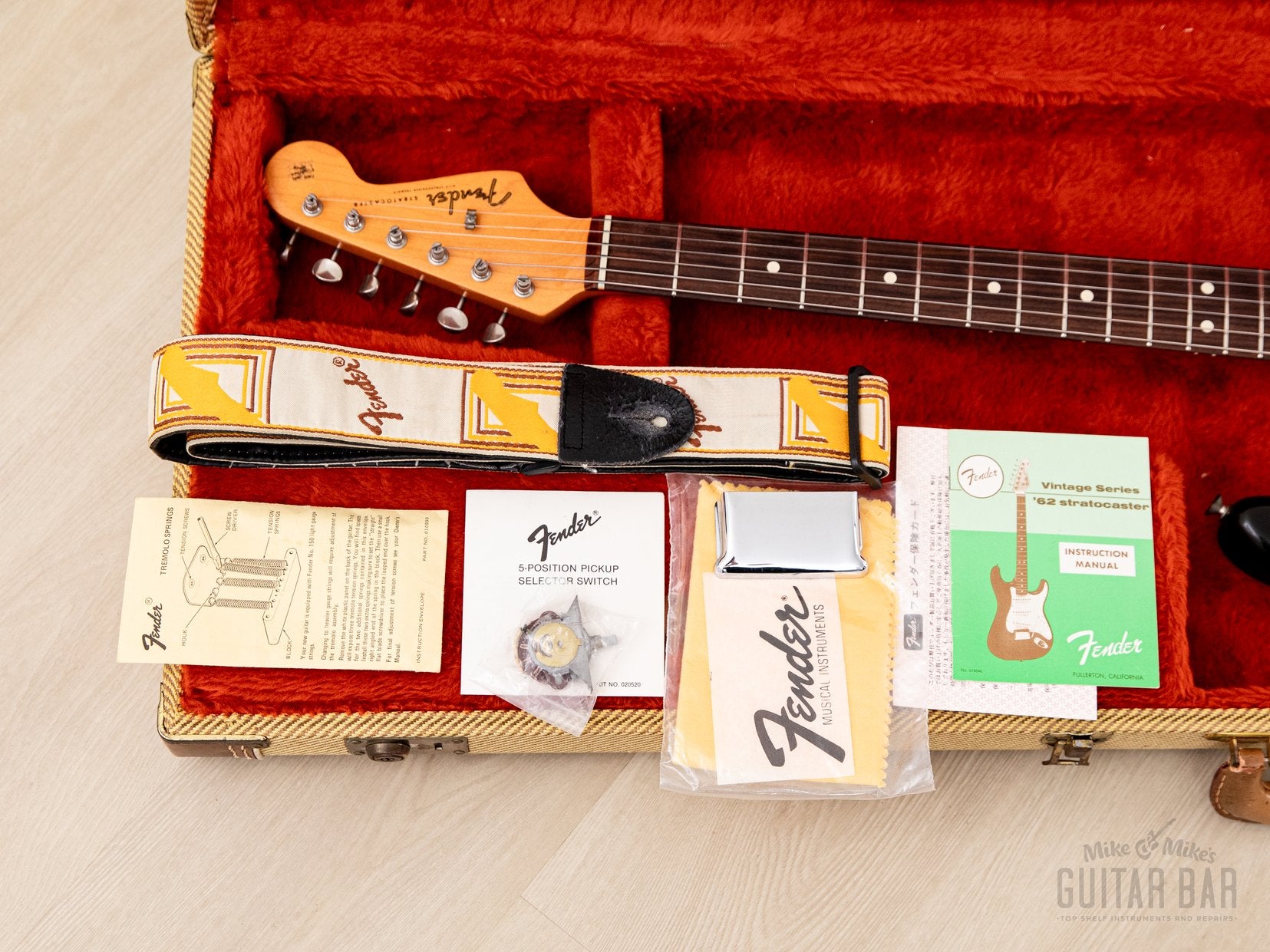 1982 Fender Fullerton American Vintage '62 Stratocaster 100% Original w/ Hangtags, Case