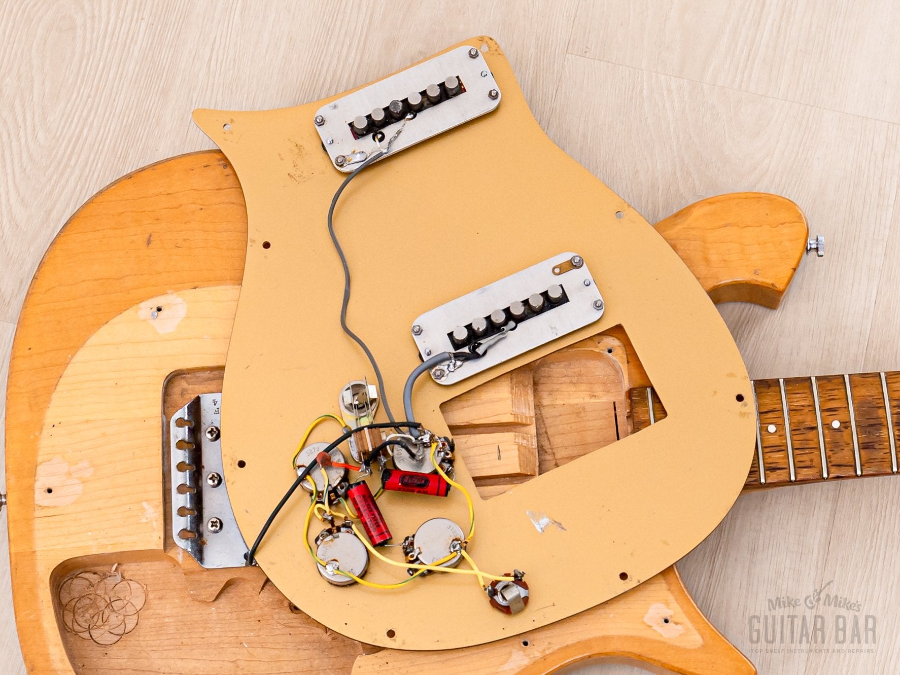 1961 Rickenbacker 450 Combo Vintage Electric Guitar Mapleglo w/ Toaster Top Pickups, Case
